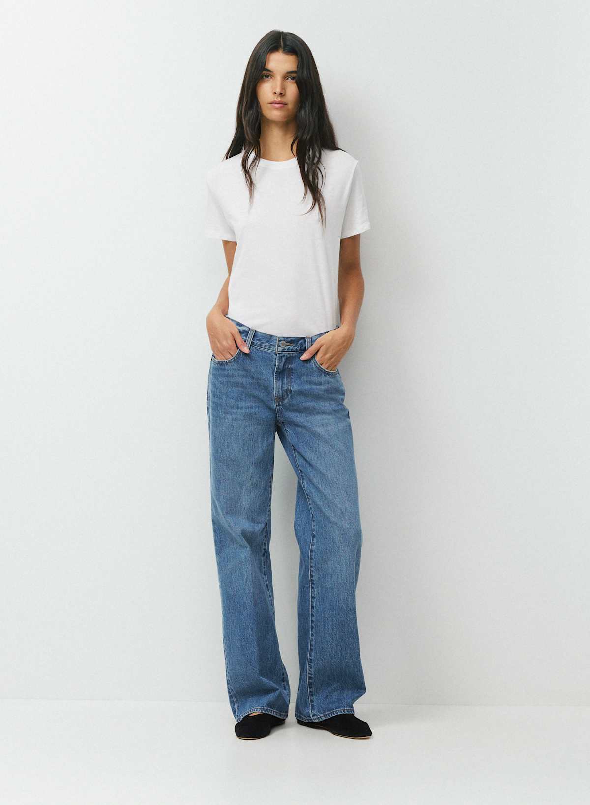 Aritzia Denim Forum The Farrah Lo-Rise Wide Jean