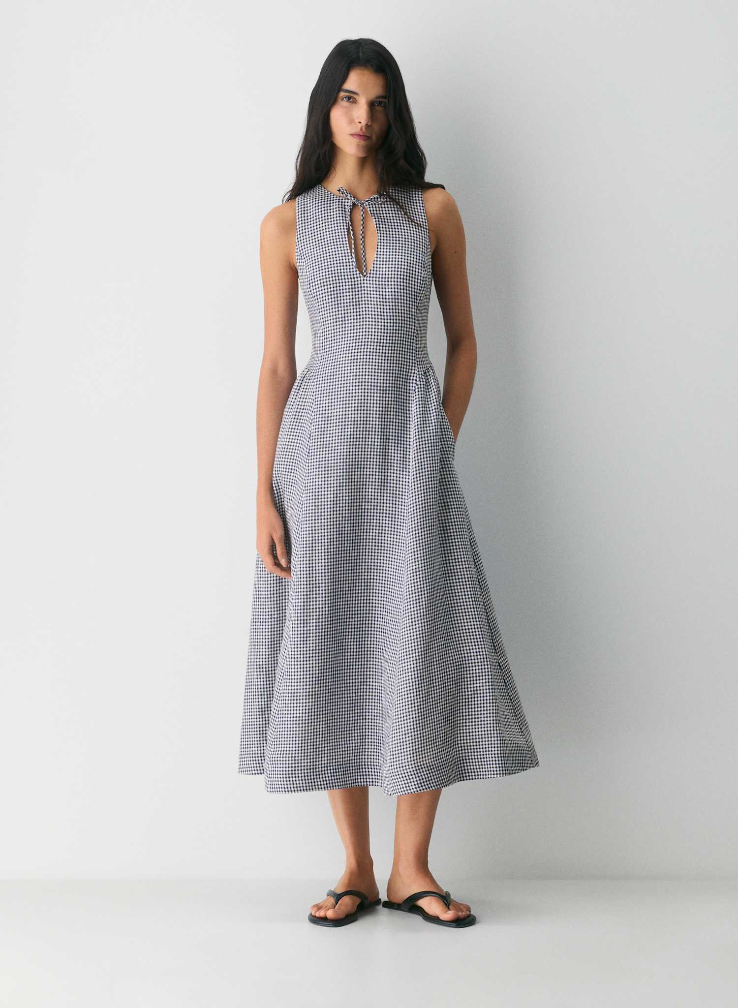 Countess Linen Dress