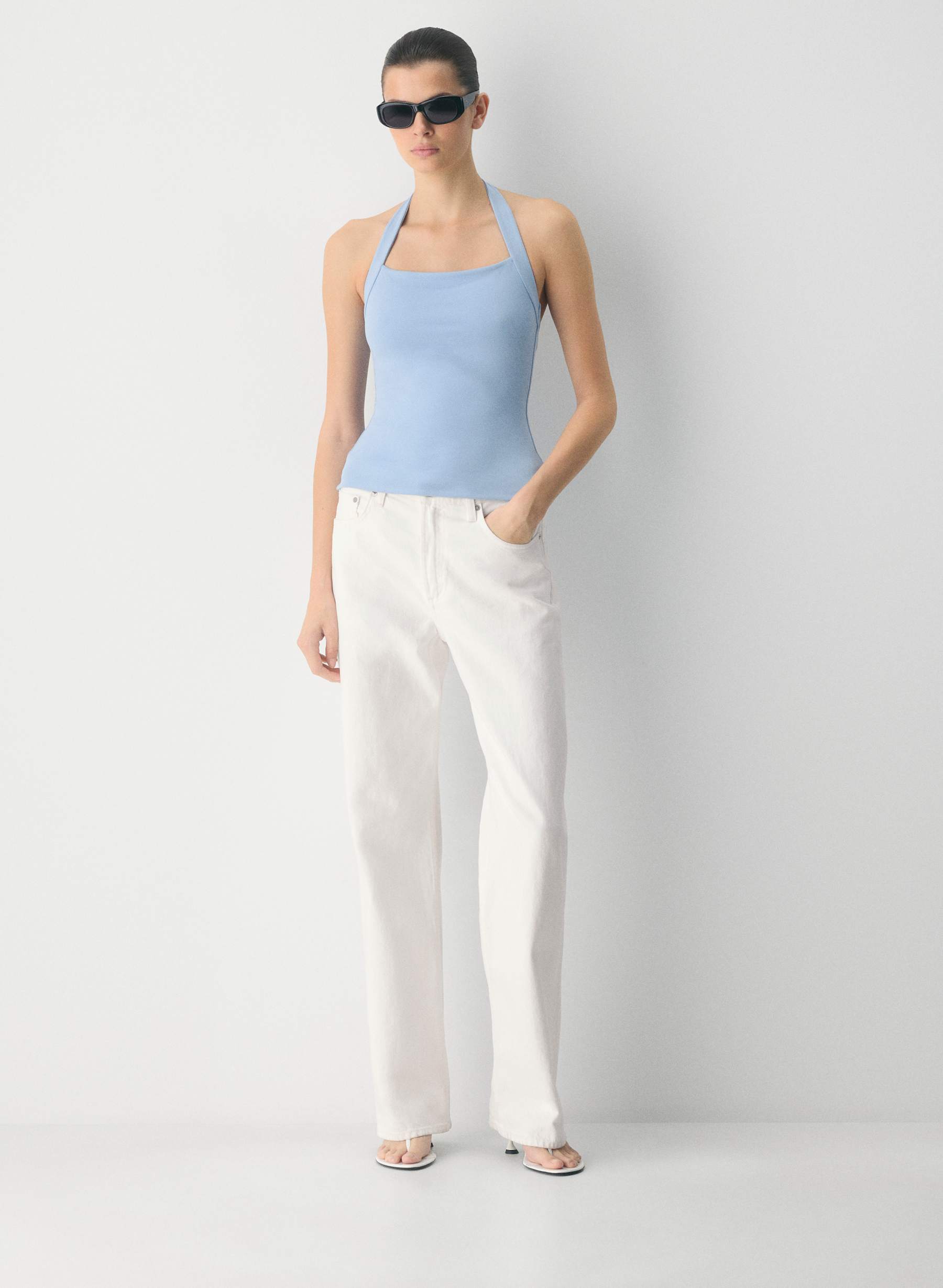 Aritzia Original Contour Optimum Halter Top