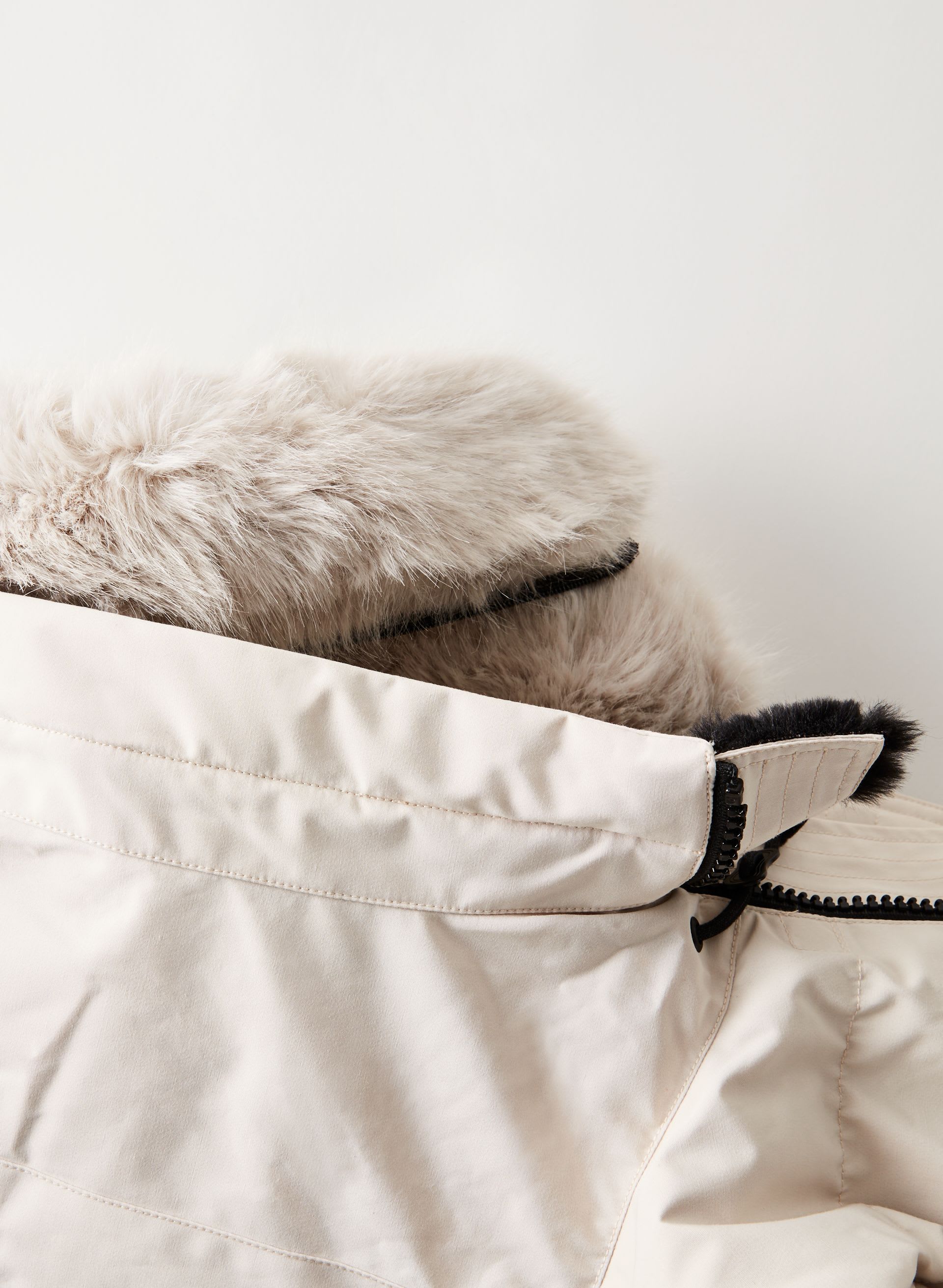 THE POWDER PARKA™ SHORT | Aritzia