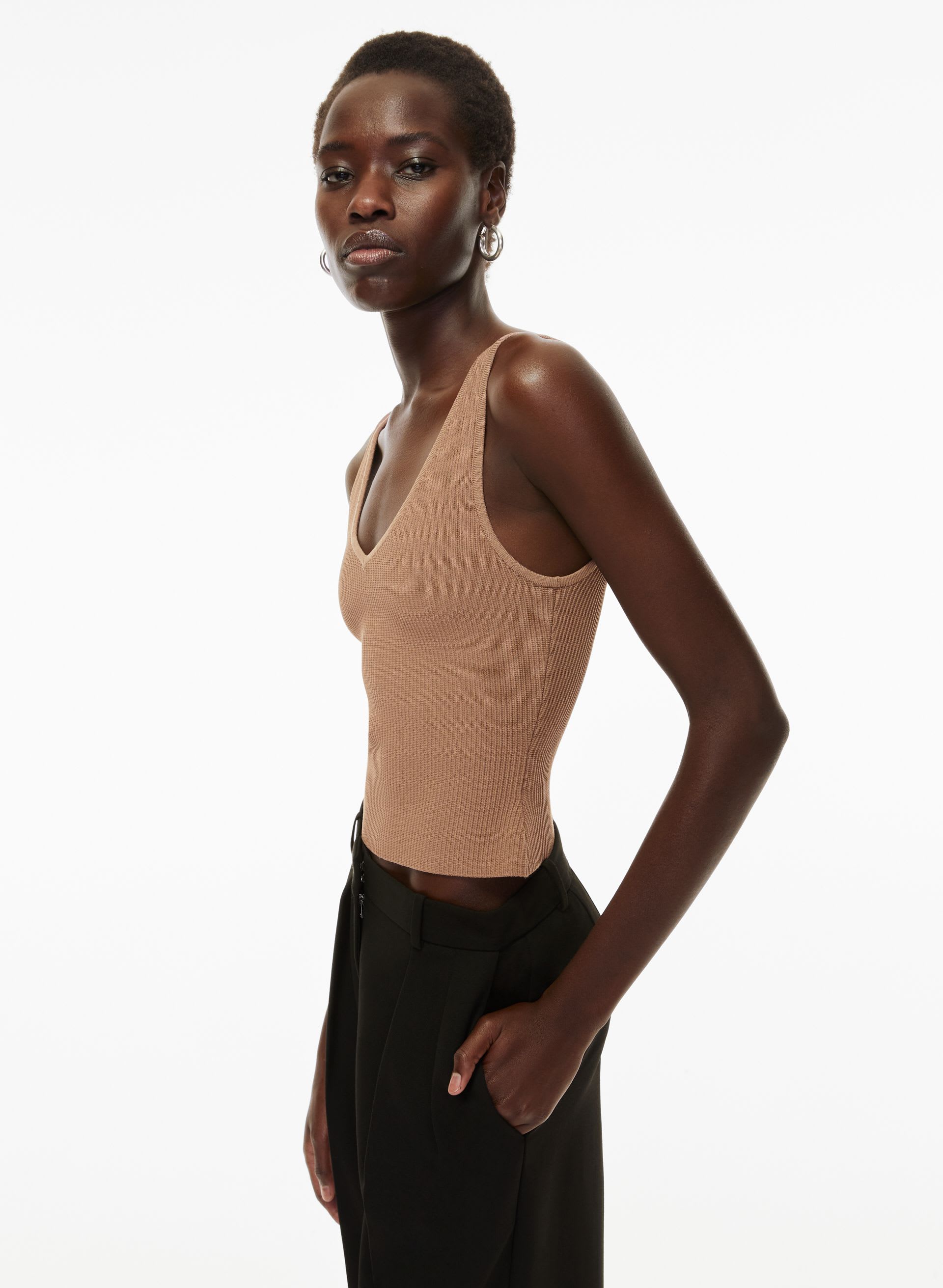 Sculpt Knit V-Neck Tank | Aritzia US