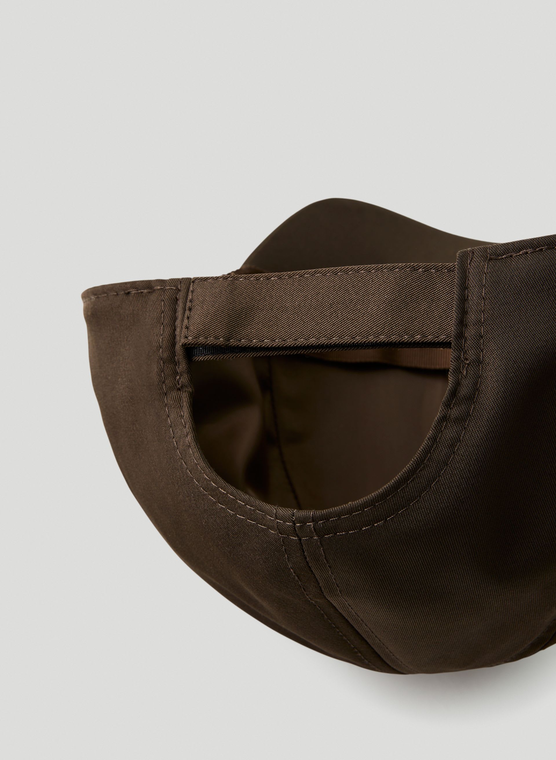 CLASSIC BASEBALL HAT | Aritzia