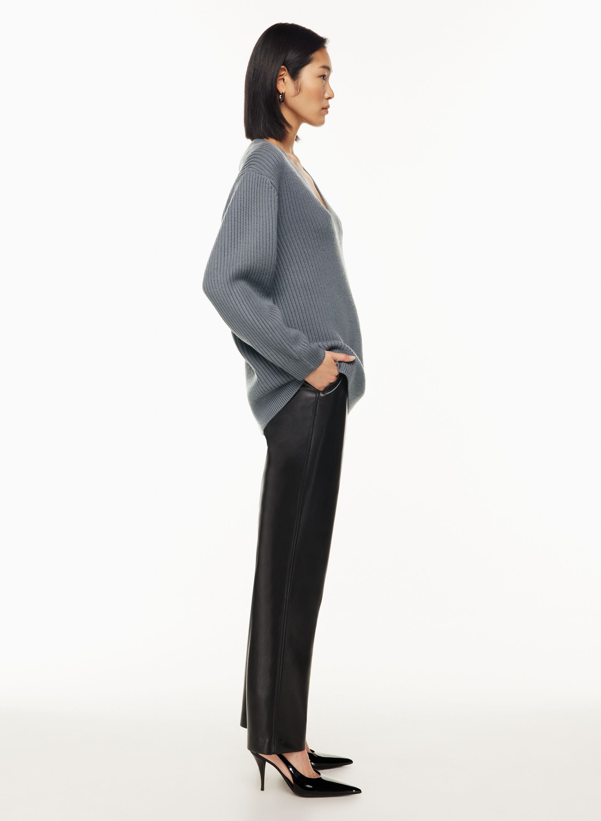 ROGER SWEATER | Aritzia