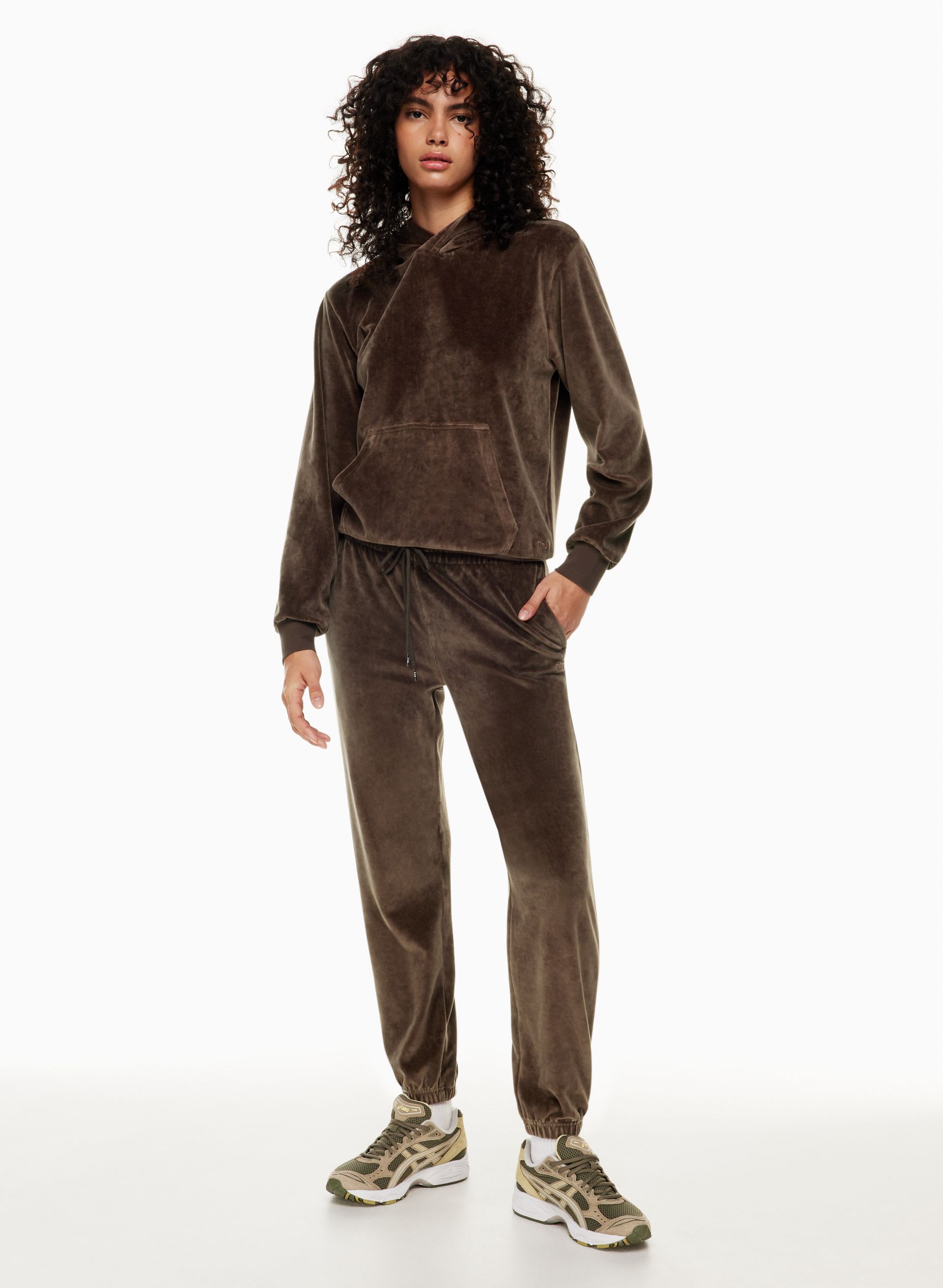 MONTCALM VELOUR JOGGER | Aritzia