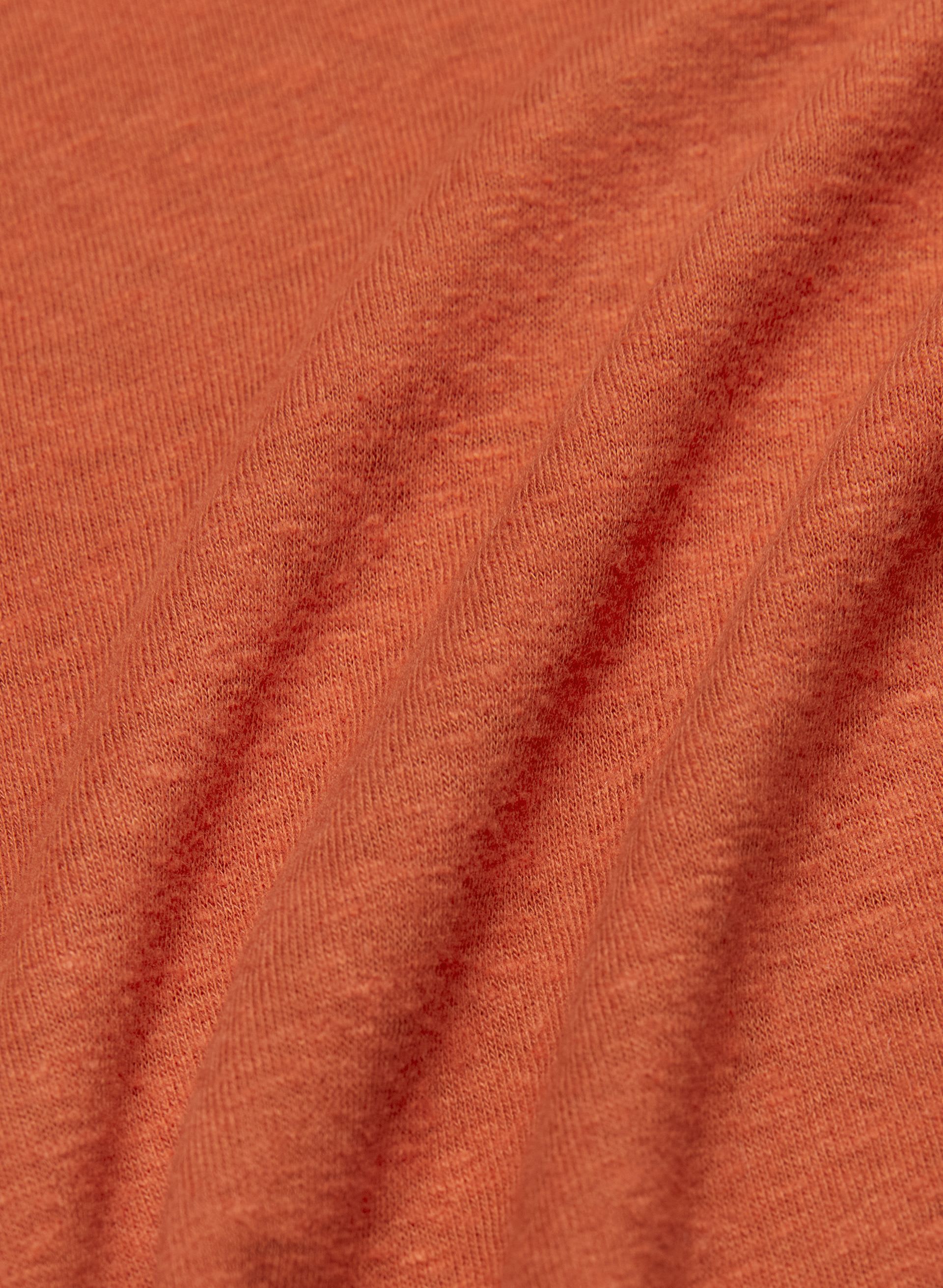 STAPLE T-SHIRT | Aritzia