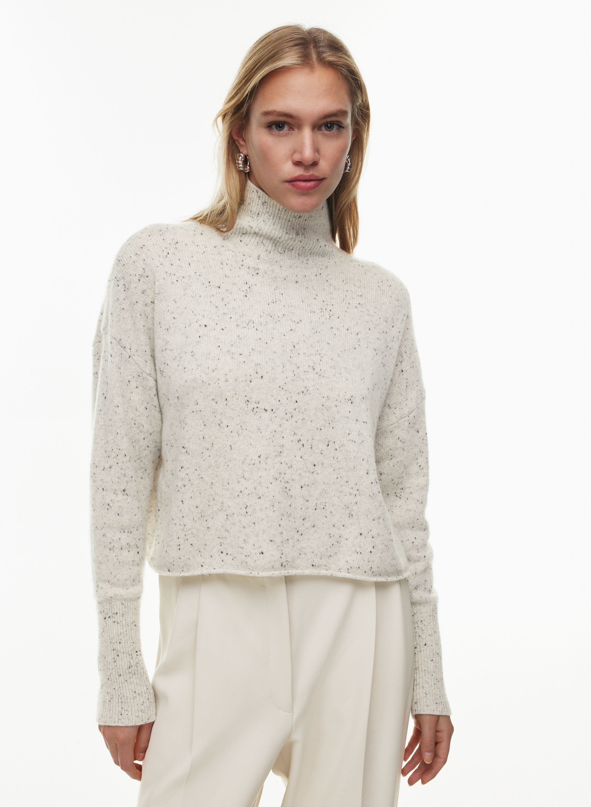 Luxe Cashmere Relaxed Turtleneck | Aritzia US