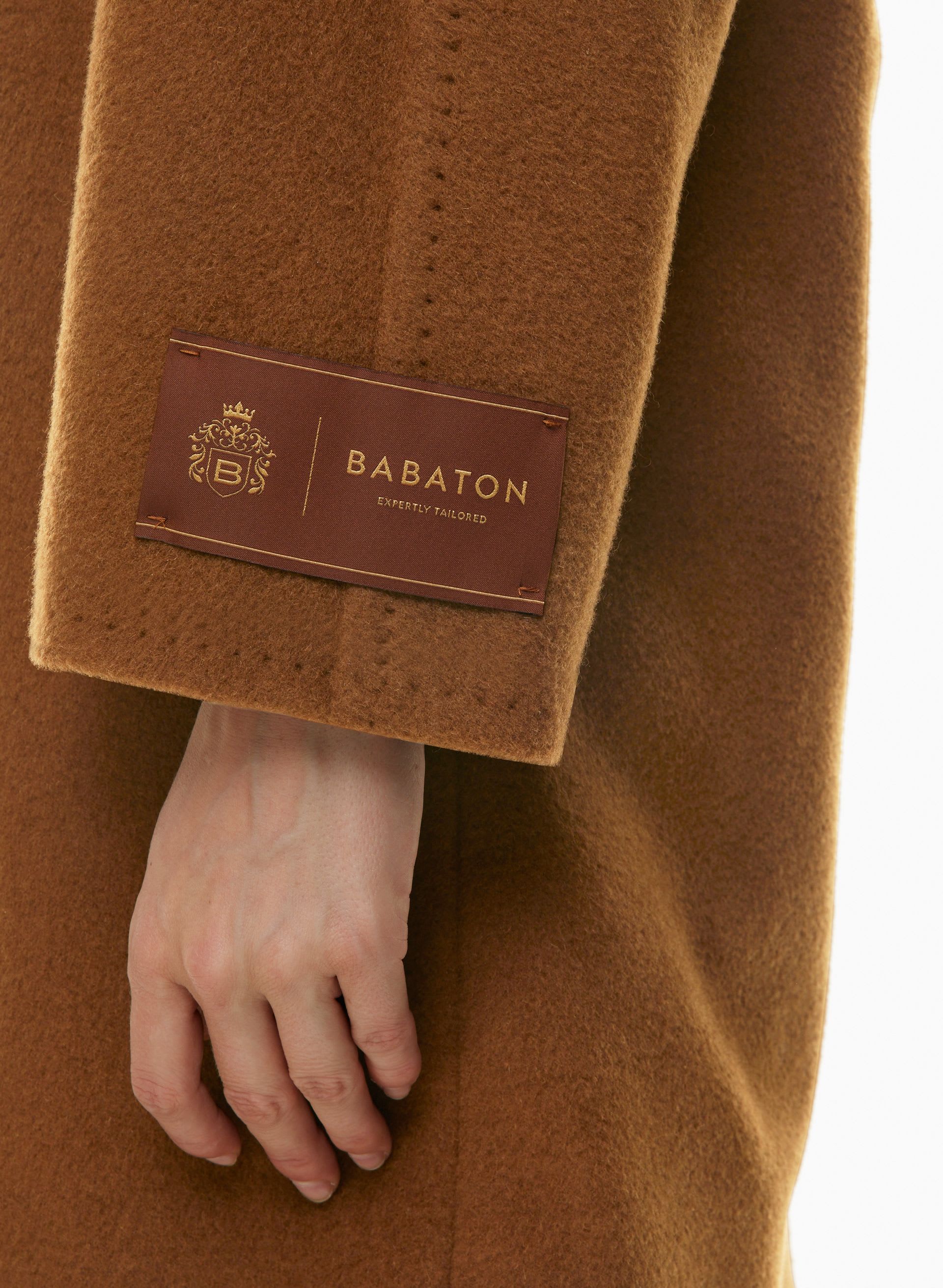 THE SLOUCH™ COAT MID | Aritzia