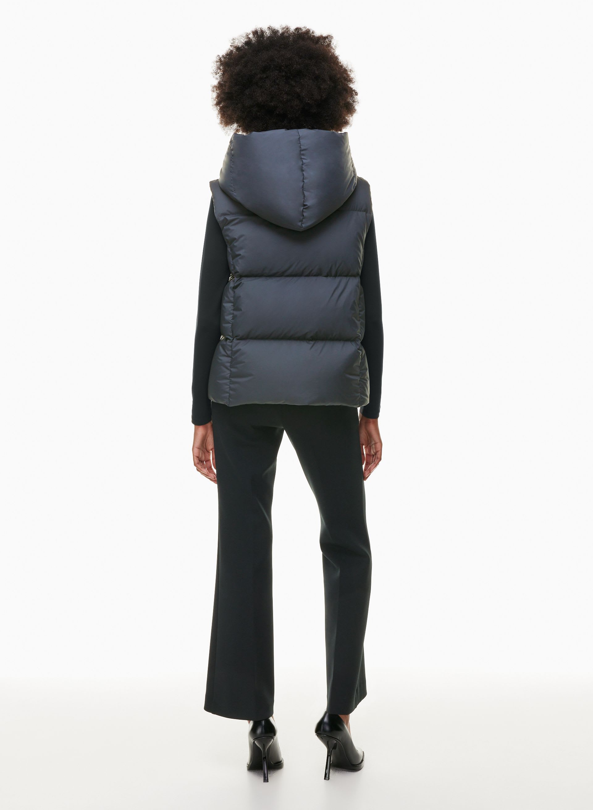 THE DUVET PUFFER VEST | Aritzia