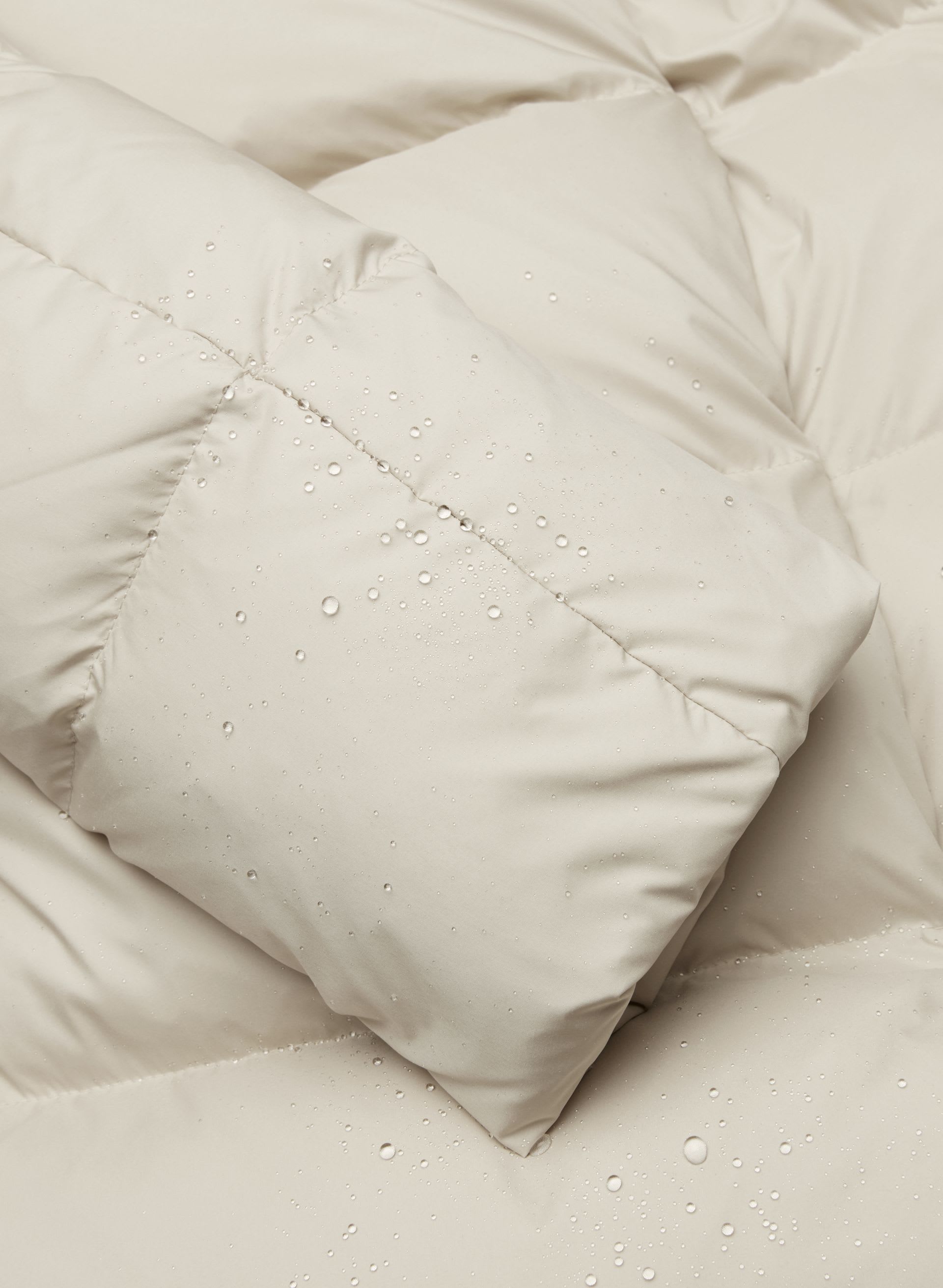 THE DUVET PUFFER | Aritzia