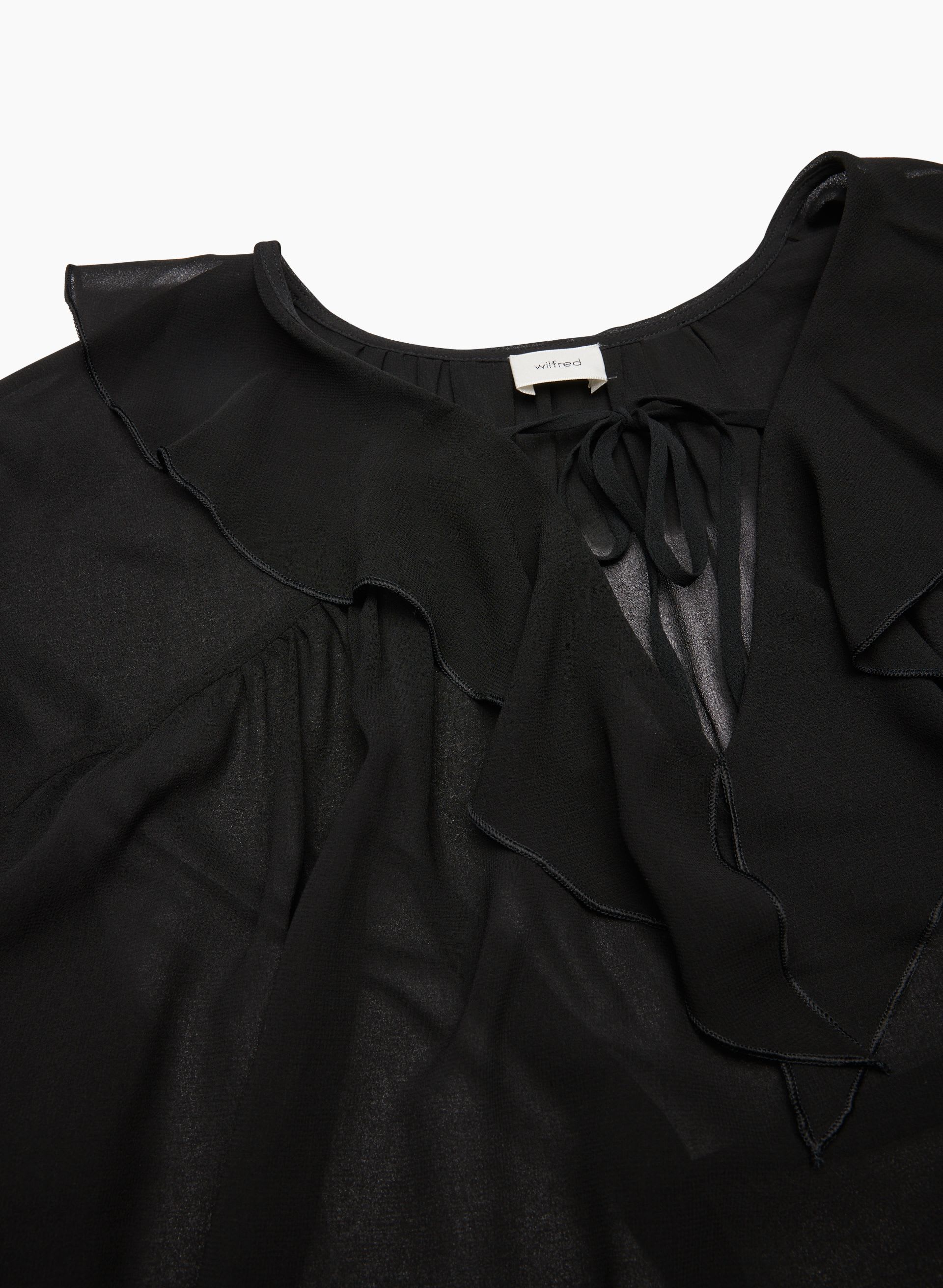 KISSA BLOUSE | Aritzia