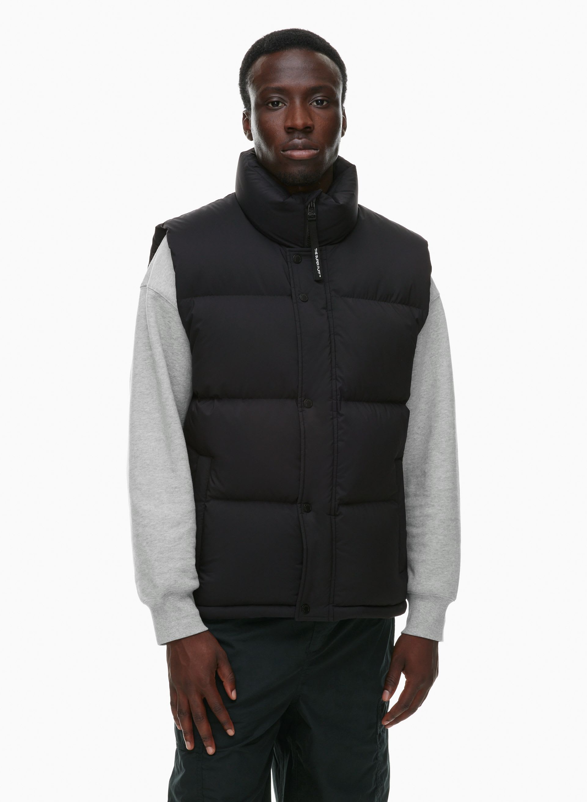 The Super Puff™ Vest Men's | Aritzia CA