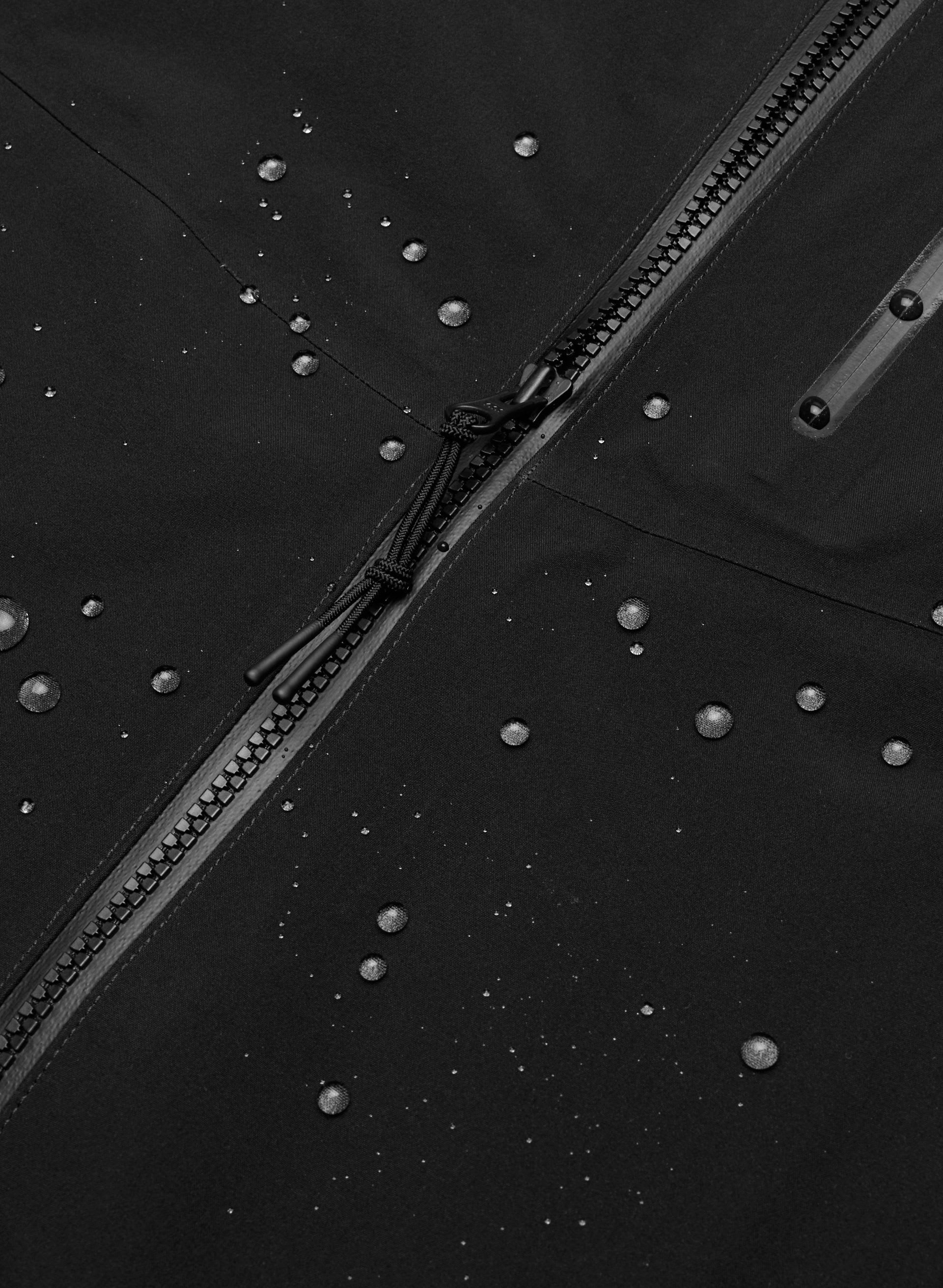 VESTE COQUILLE HARD | Aritzia