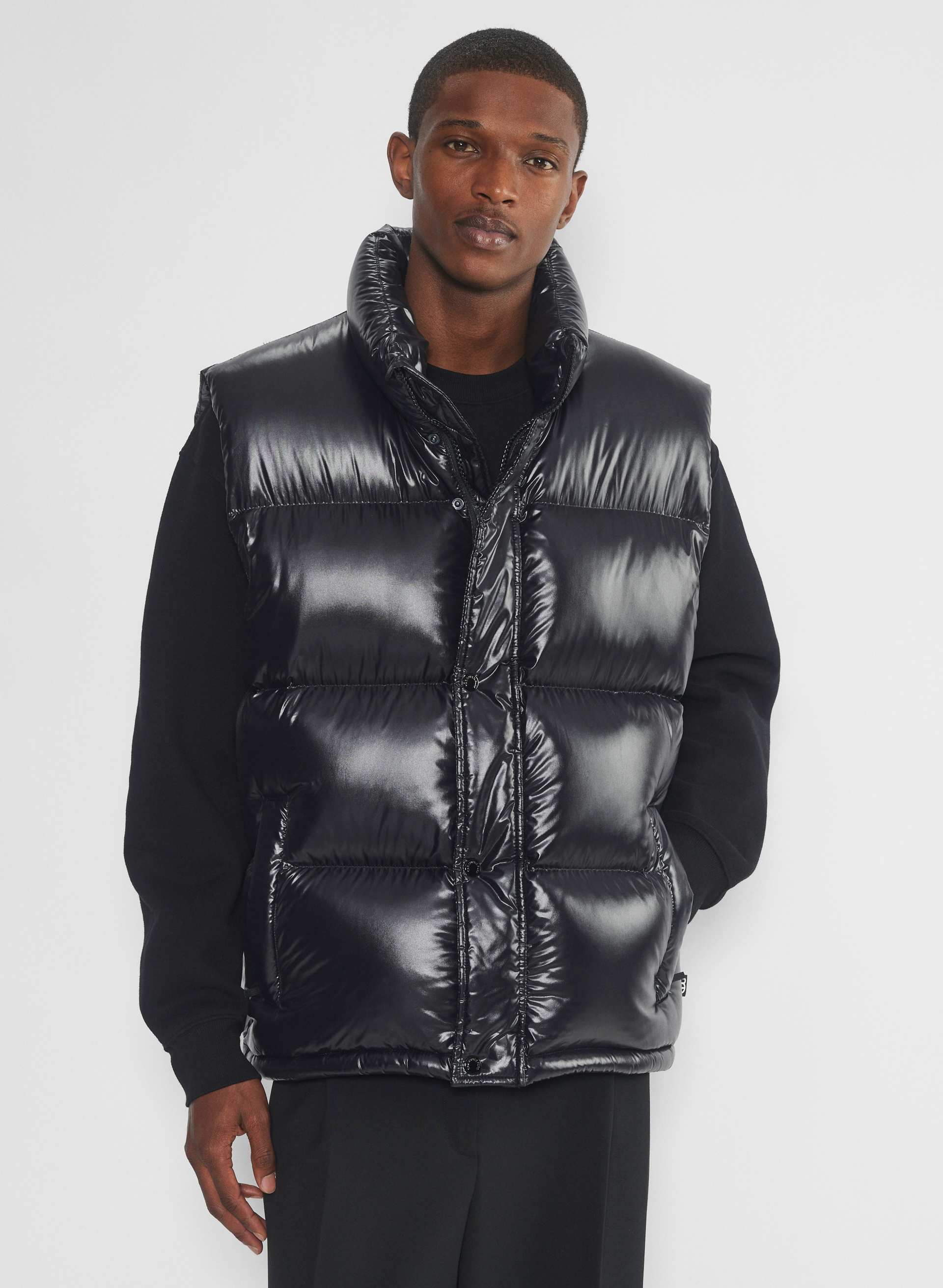 THE SUPER PUFF™ VEST MEN'S | Aritzia