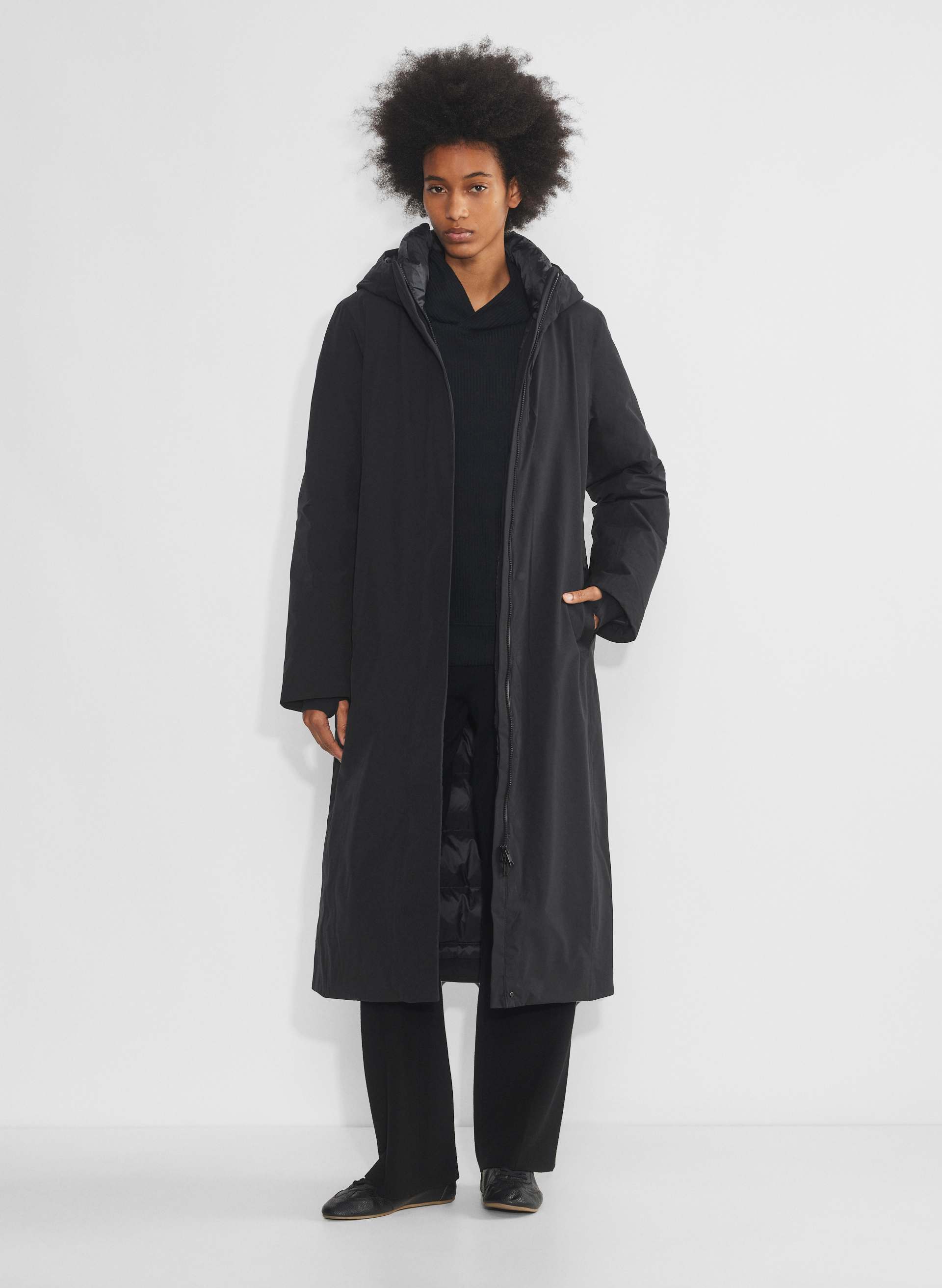 EXPLORE LONG PARKA | Aritzia