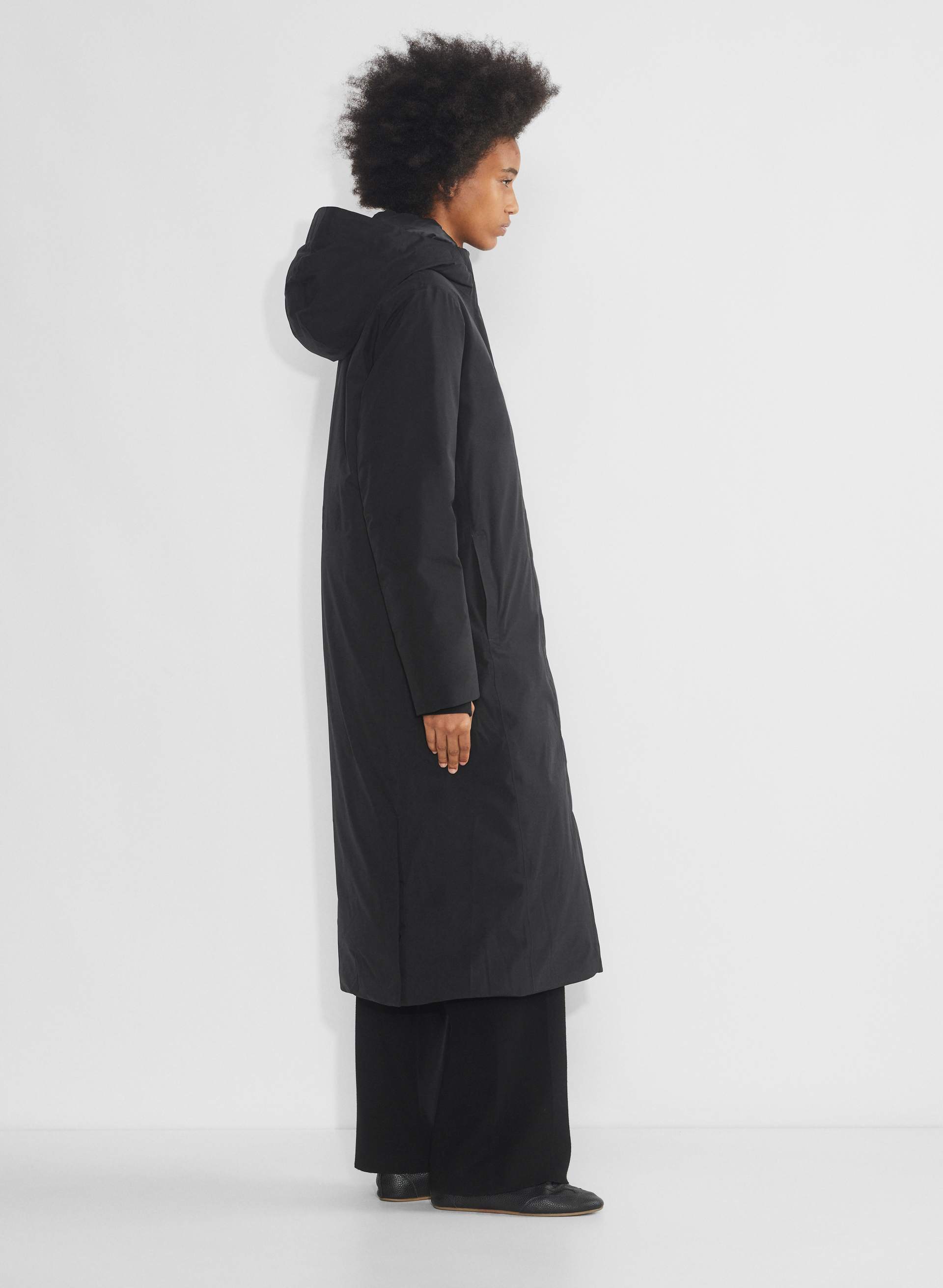 EXPLORE LONG PARKA | Aritzia