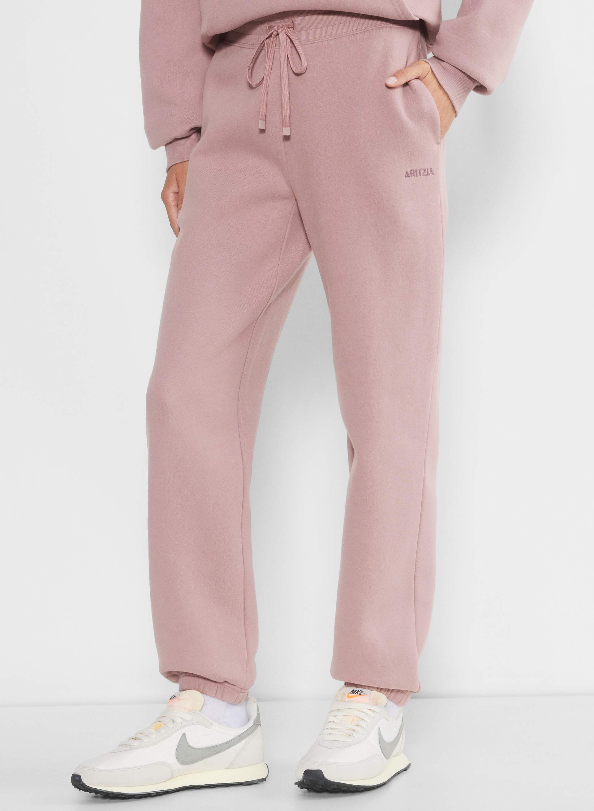 COZY FLEECE PERFECT BANDED JOGGER | Aritzia