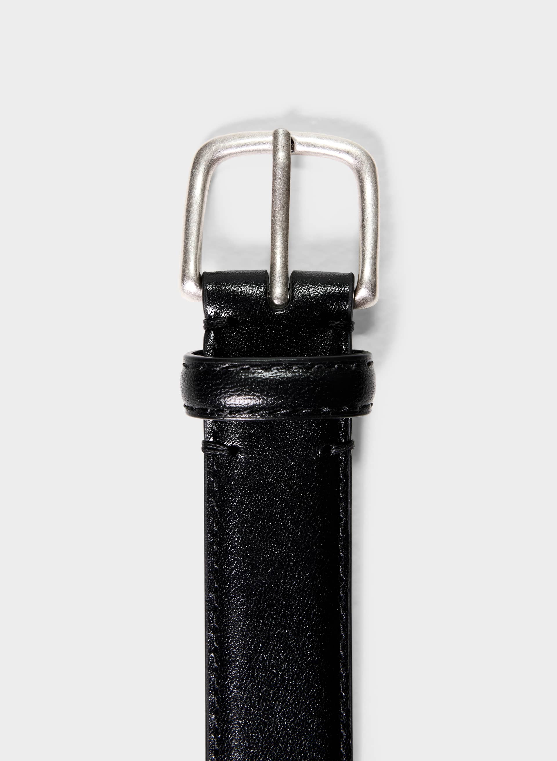 ESSENTIAL SOLID BRASS LEATHER BELT | Aritzia