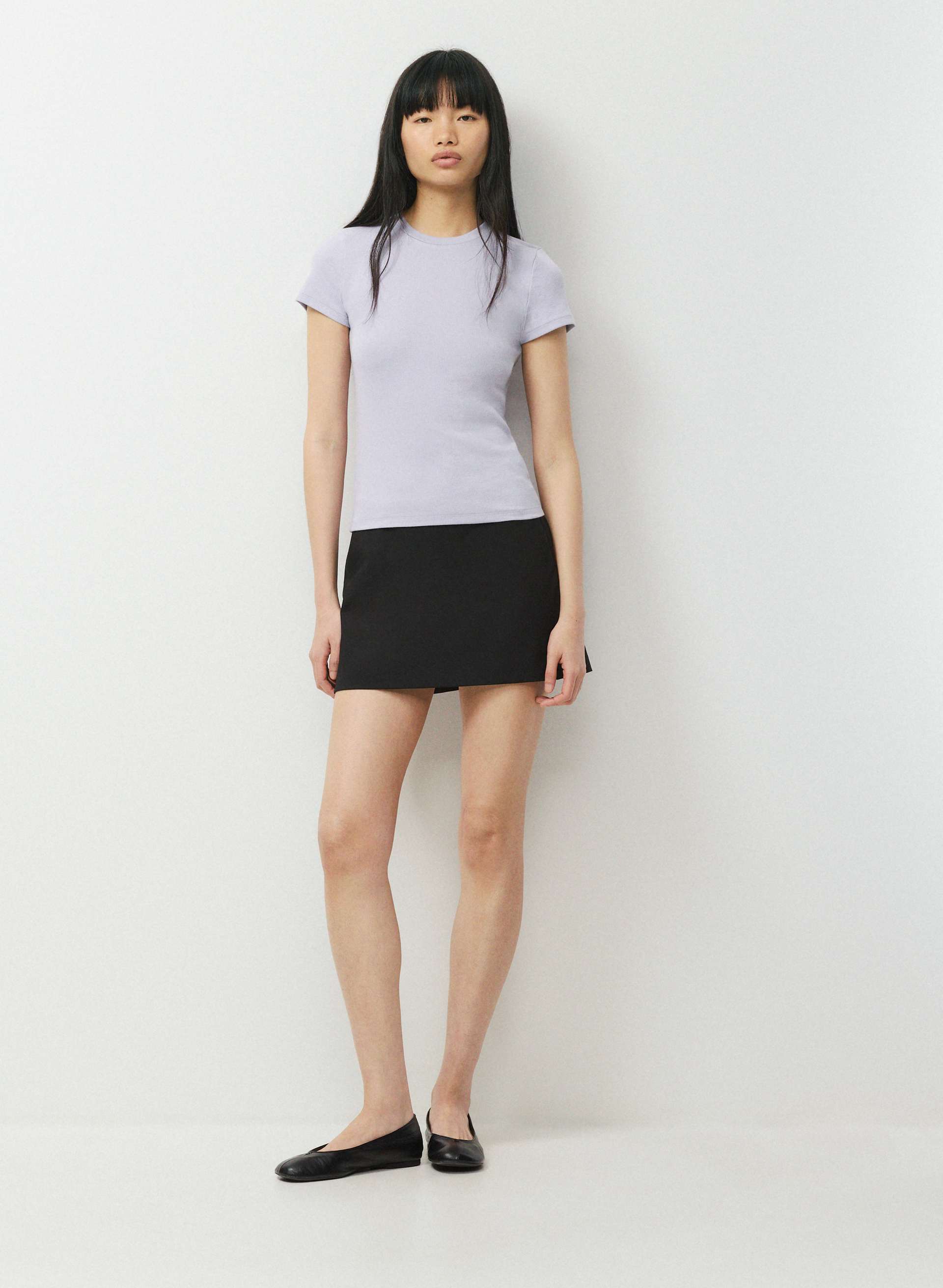 HOMESTRETCH™ RIB TUNE T-SHIRT - Stretchy ribbed cotton crewneck t-shirt. 