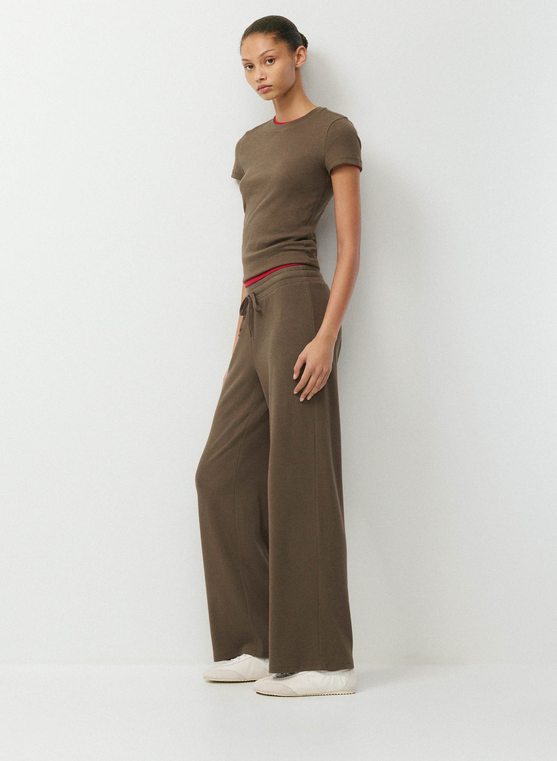 HOMESTRETCH™ RIB TUNE T-SHIRT | Aritzia