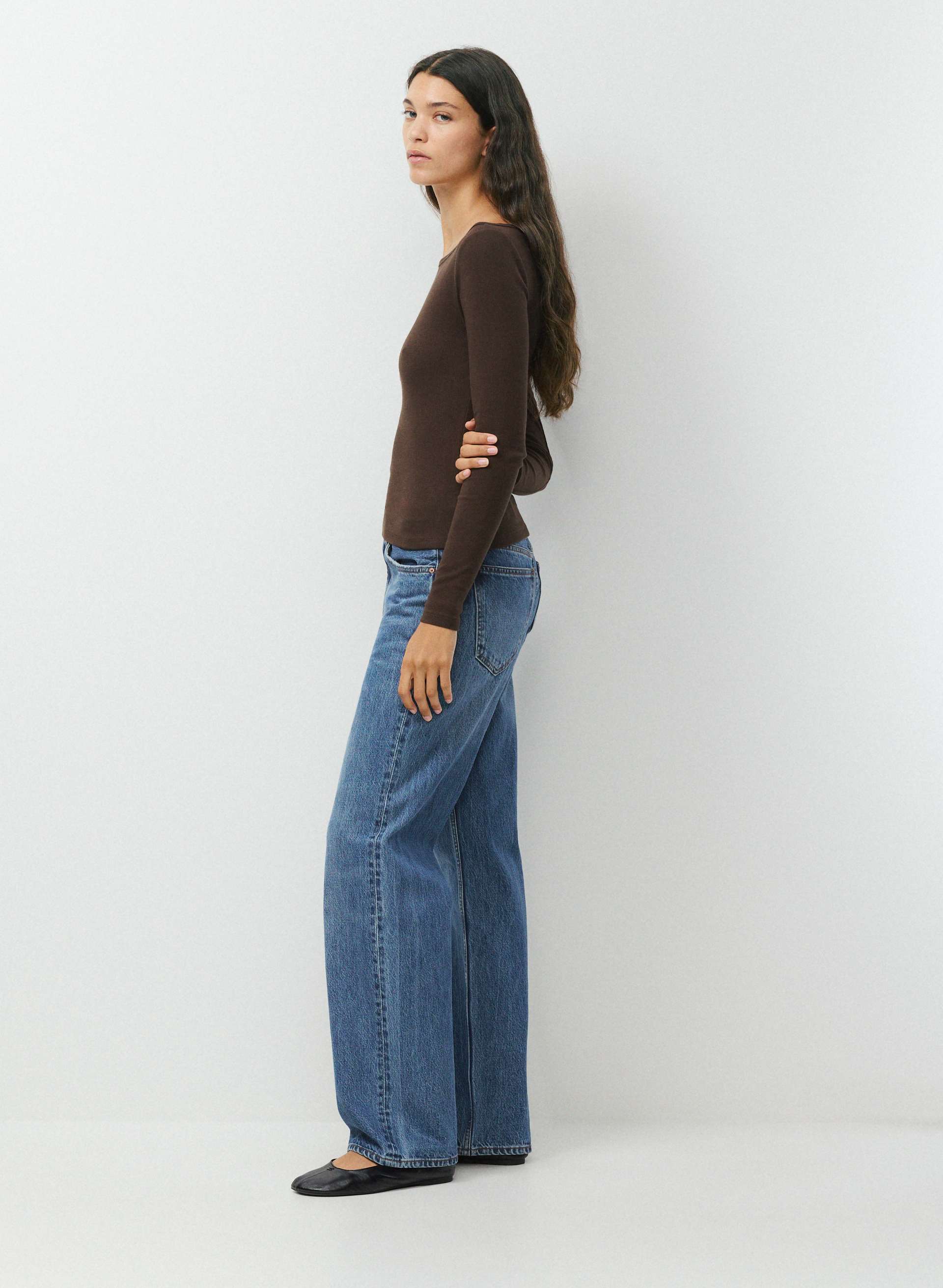 HOMESTRETCH™ RIB AIRWAVE BOATNECK LONGSLEEVE | Aritzia