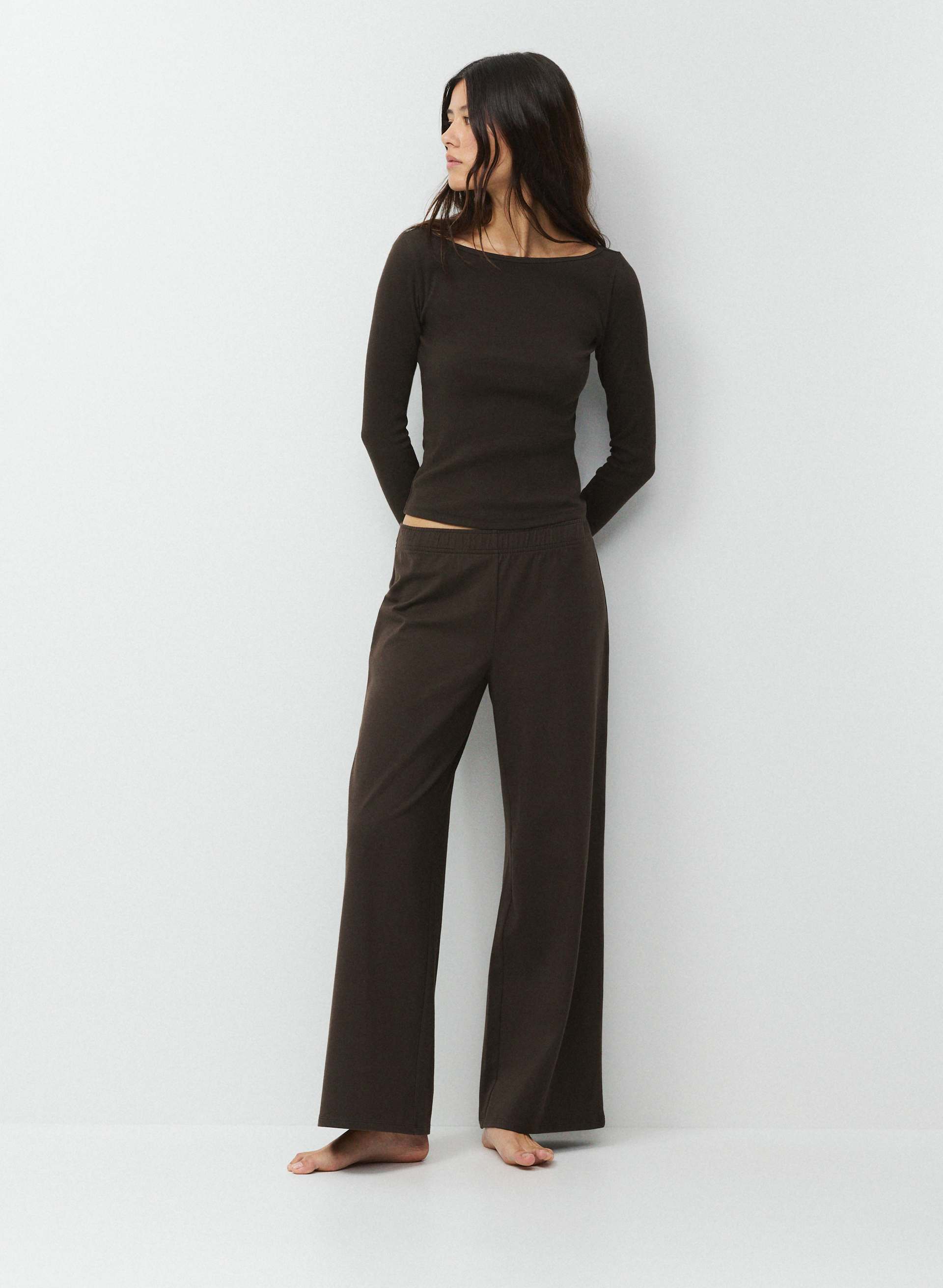 HomeStretch™ Rib Airwave Longsleeve | Aritzia CA