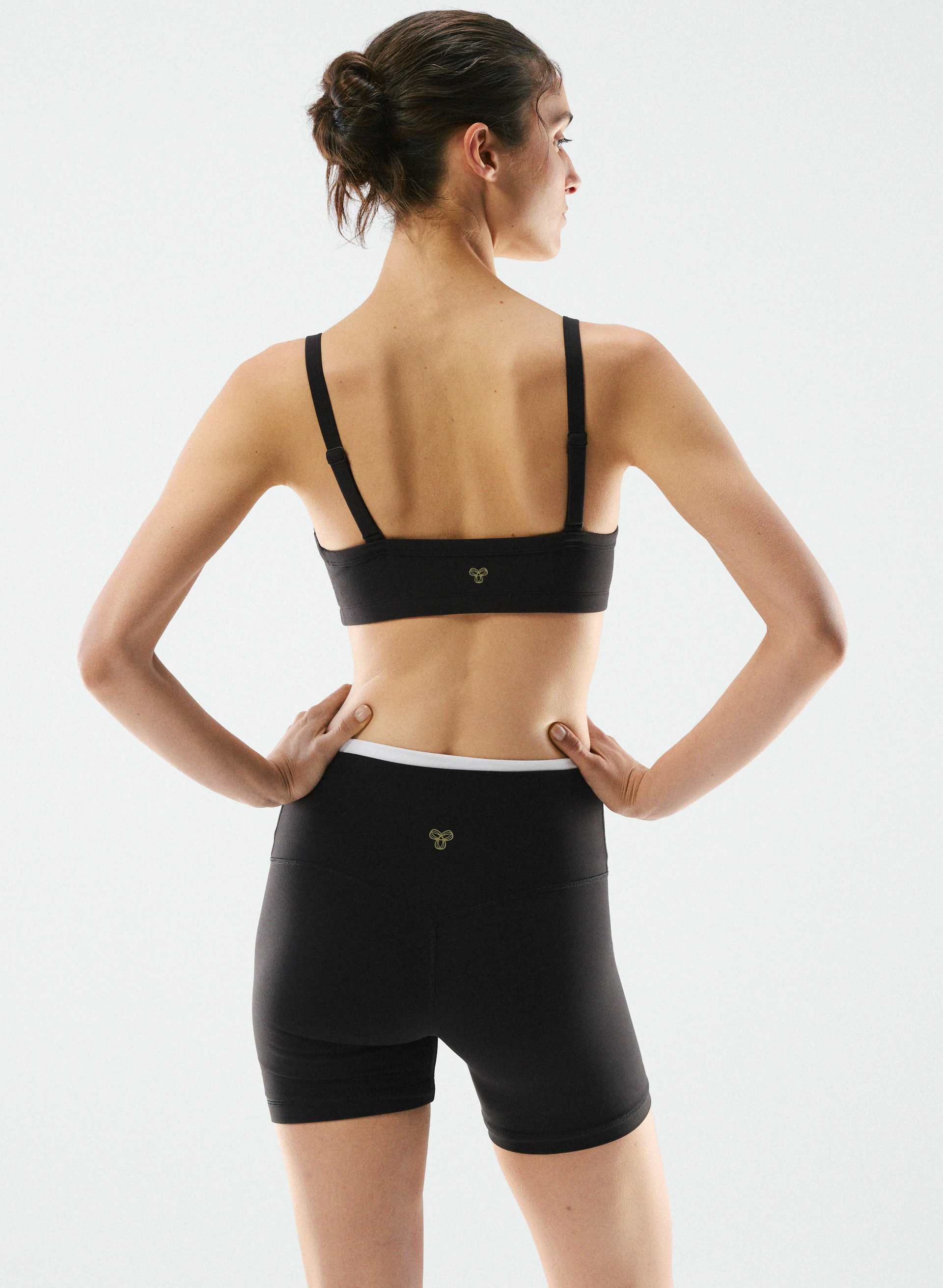 BUTTER TUMBLER BRA TOP - A/B CUP | Aritzia