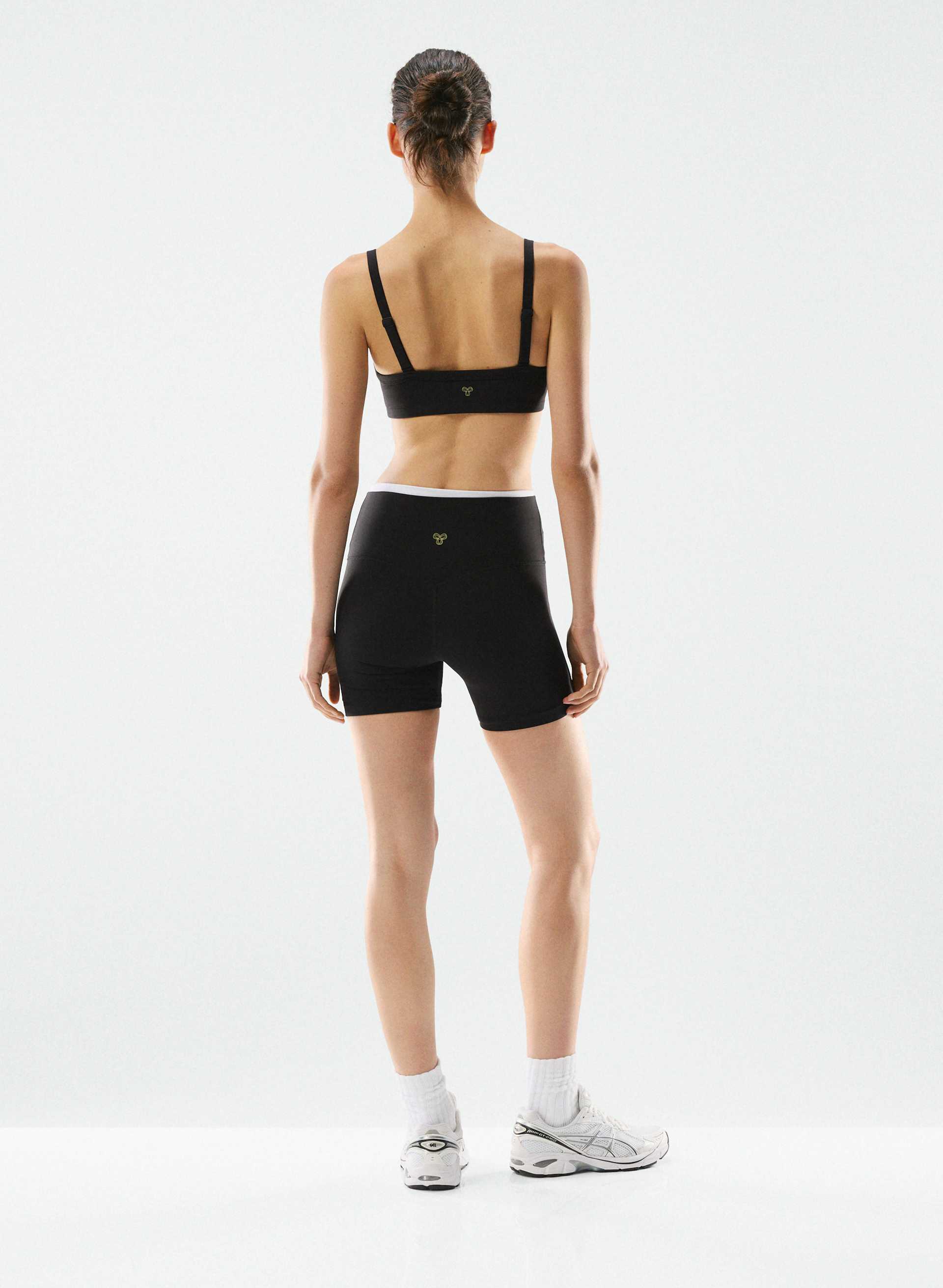 BUTTER TUMBLER BRA TOP - A/B CUP | Aritzia