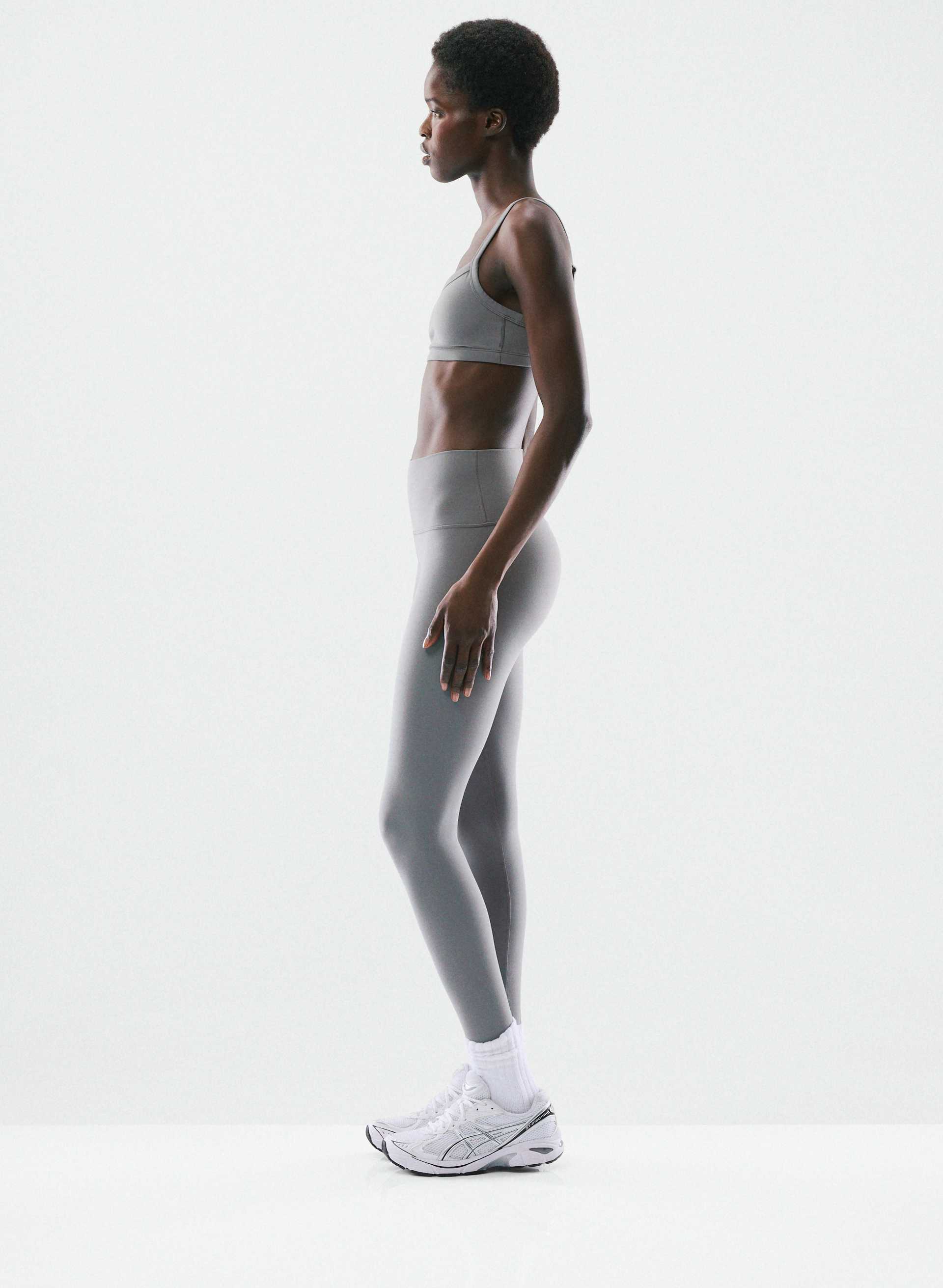 HAUT SOUTIEN-GORGE TUMBLER - A/B - BUTTER | Aritzia