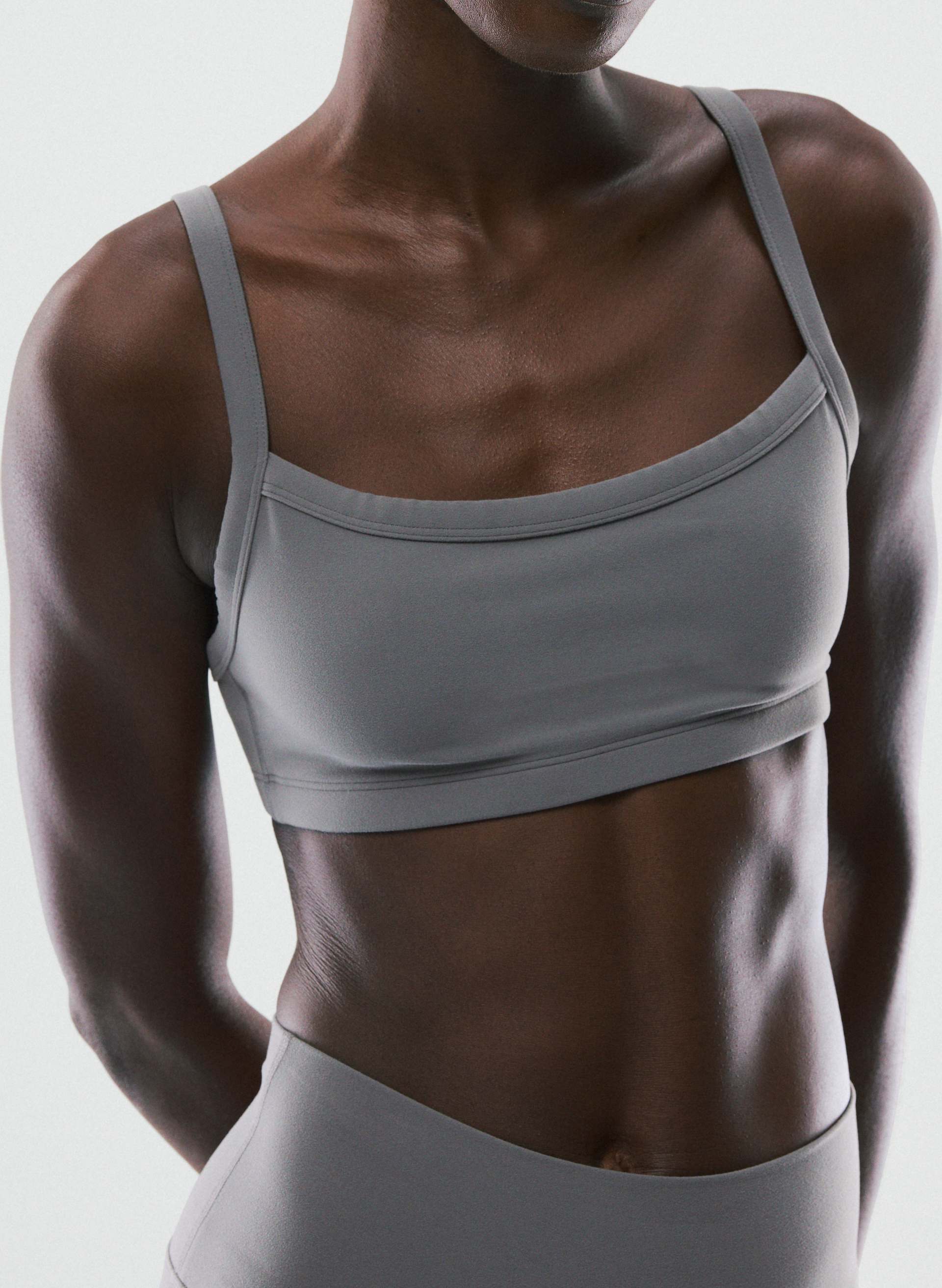 HAUT SOUTIEN-GORGE TUMBLER - A/B - BUTTER | Aritzia