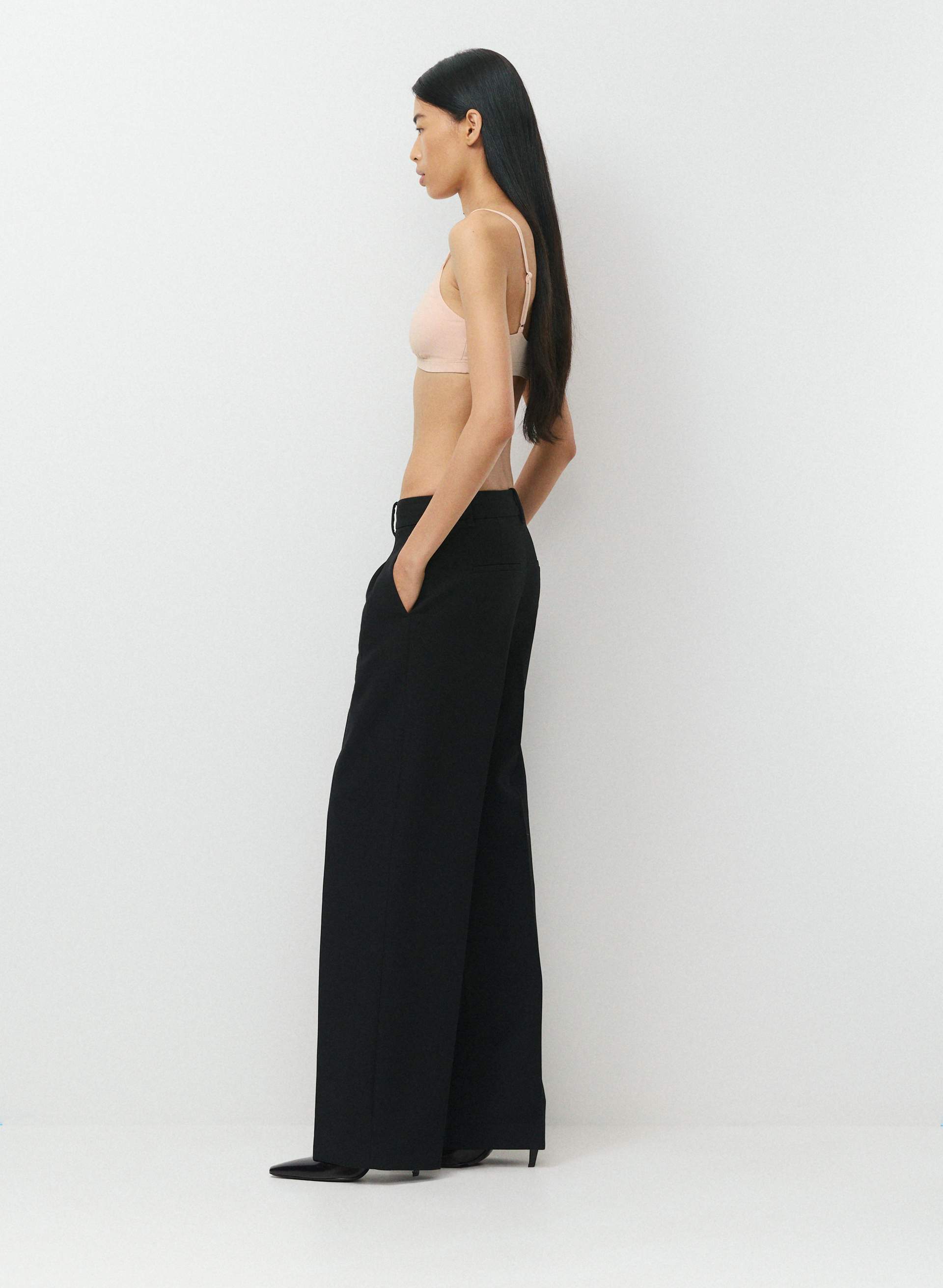ORIGINAL CONTOUR AMITY TRIANGLE BRALETTE | Aritzia