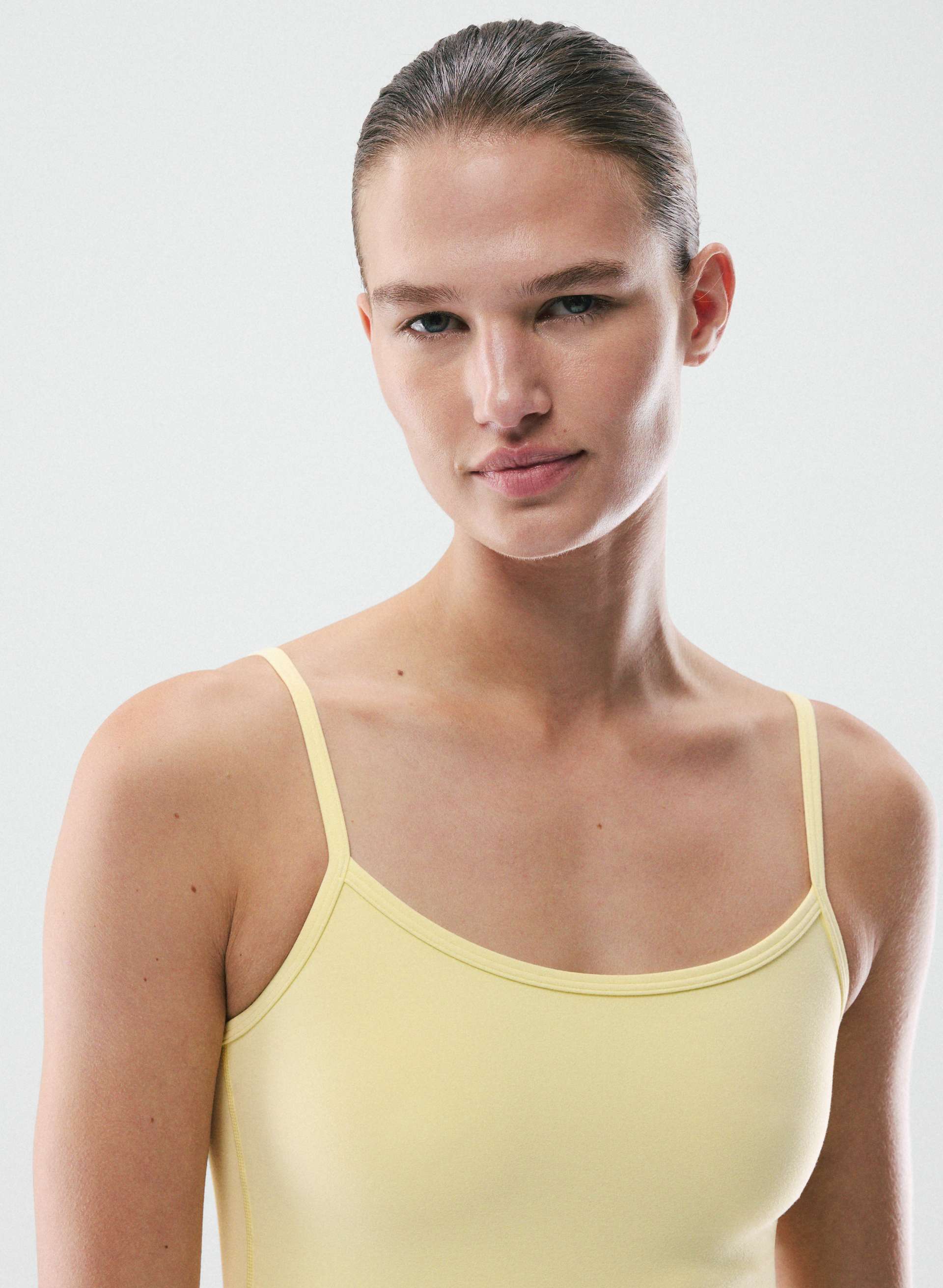 BUTTER ESSENTIAL CAMI TANK | Aritzia