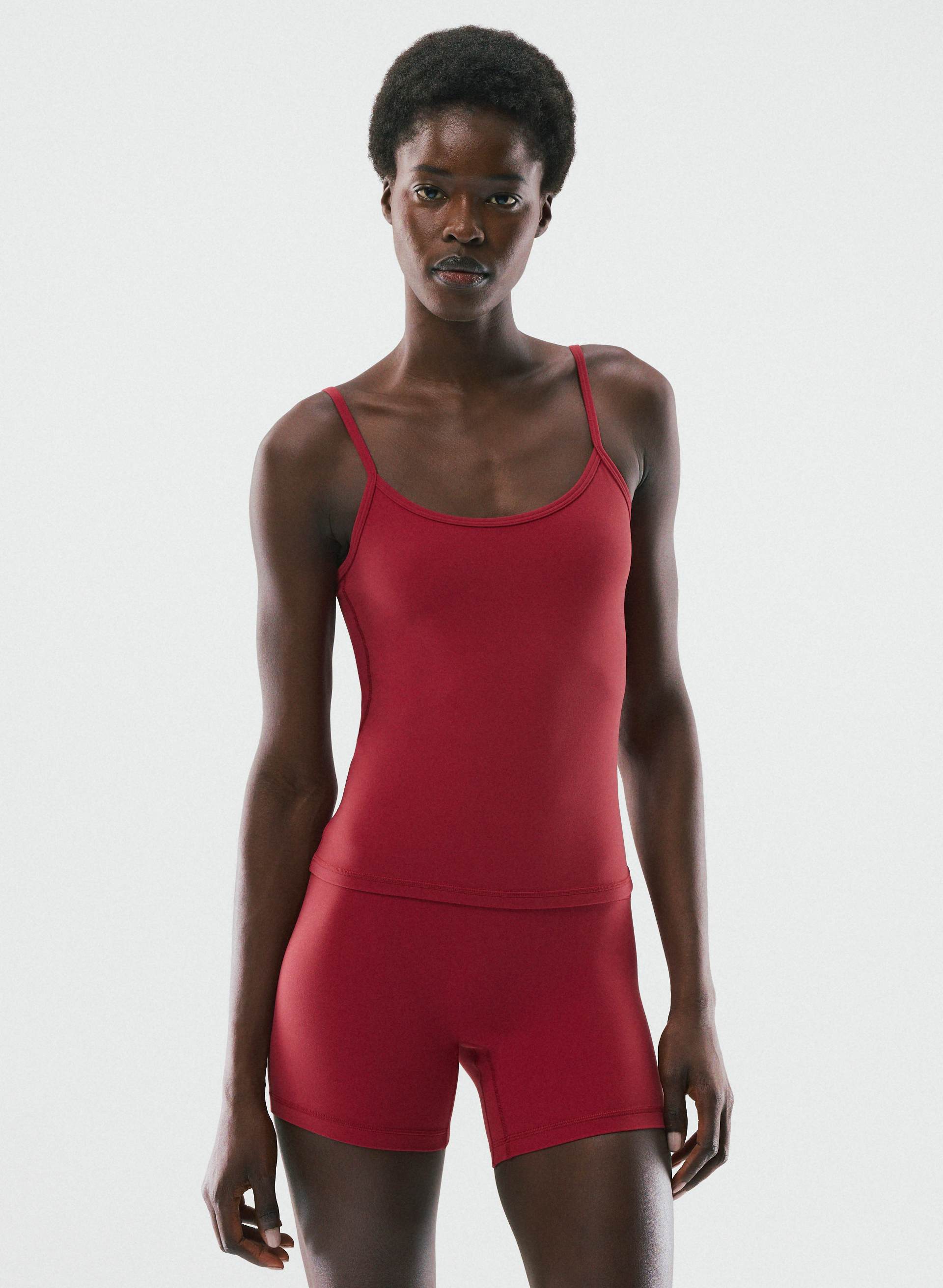 DÉBARDEUR-CAMISOLE ESSENTIAL - BUTTER - Camisole échancrée en tissu qui évacue la transpiration. 