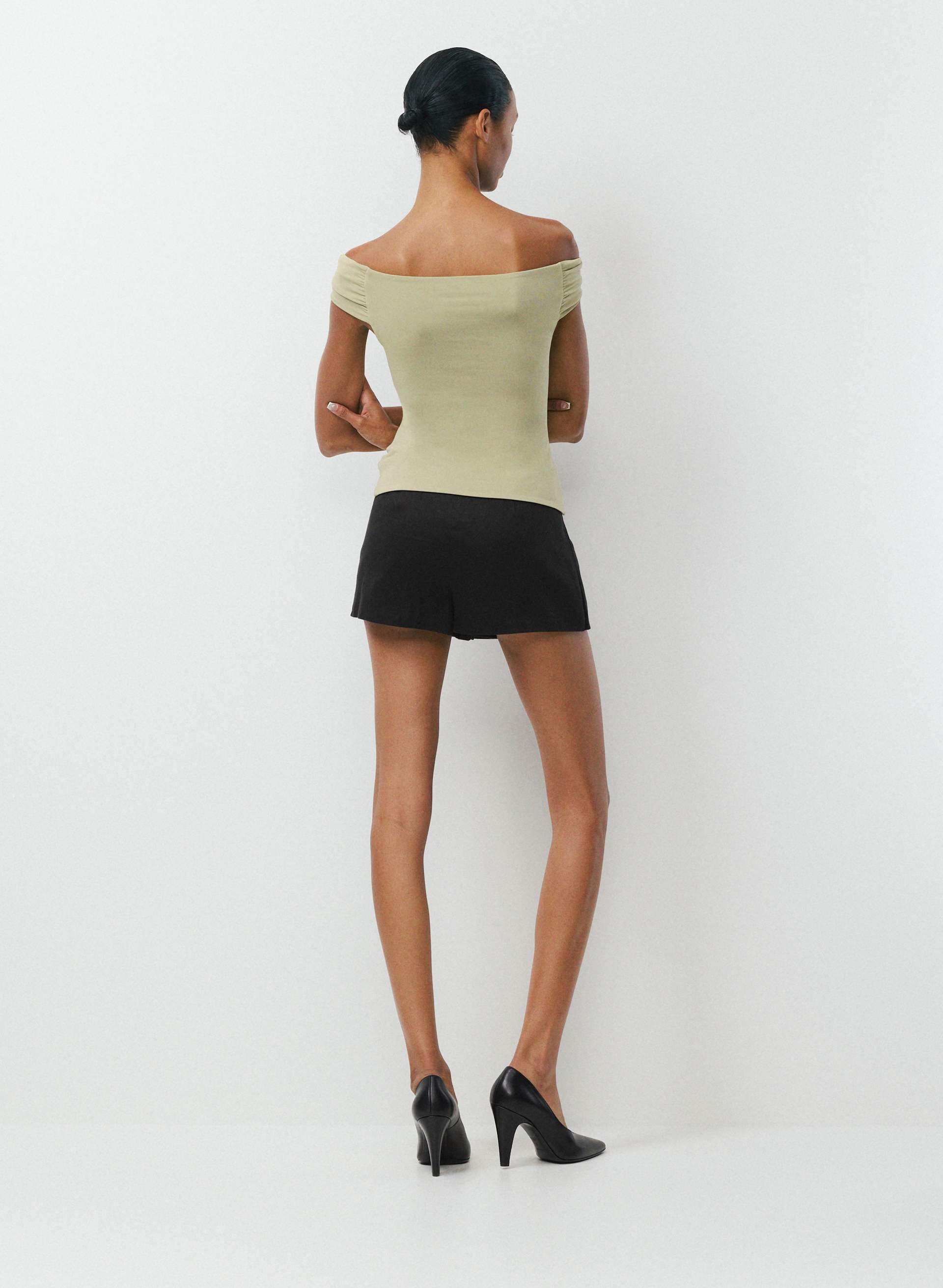 ORIGINAL CONTOUR RAVISH TOP | Aritzia