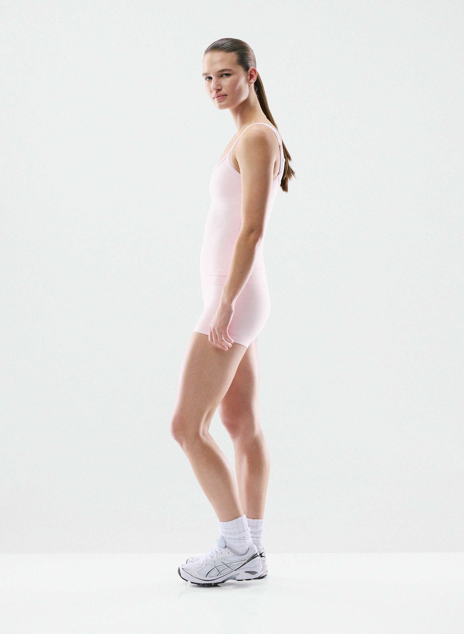 DÉBARDEUR-CAMISOLE ESSENTIAL - LIFE | Aritzia
