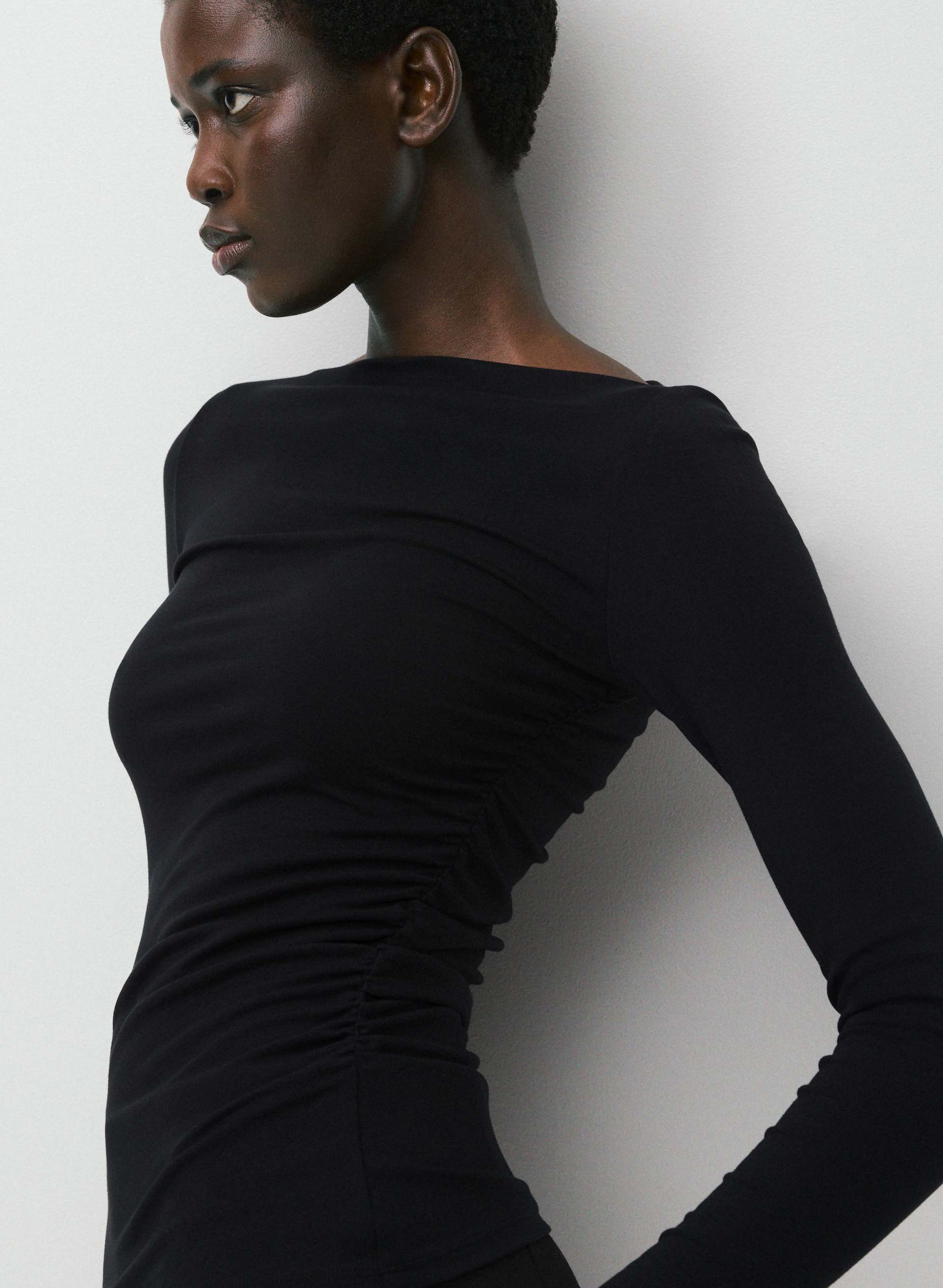 GOODLUX CORA LONGSLEEVE | Aritzia