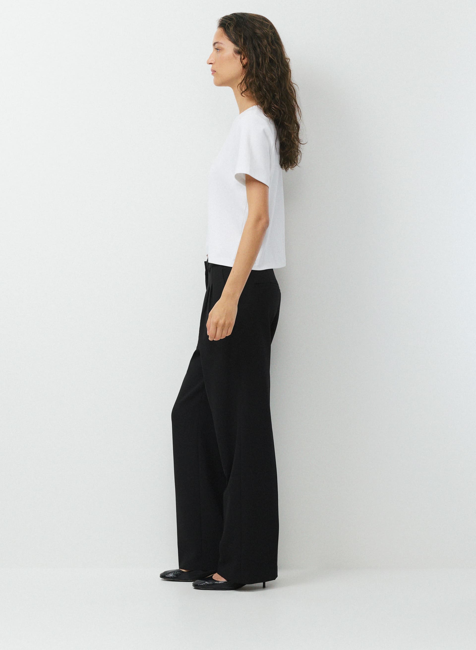 INTERLOCK COTTON FUNCTION T-SHIRT | Aritzia