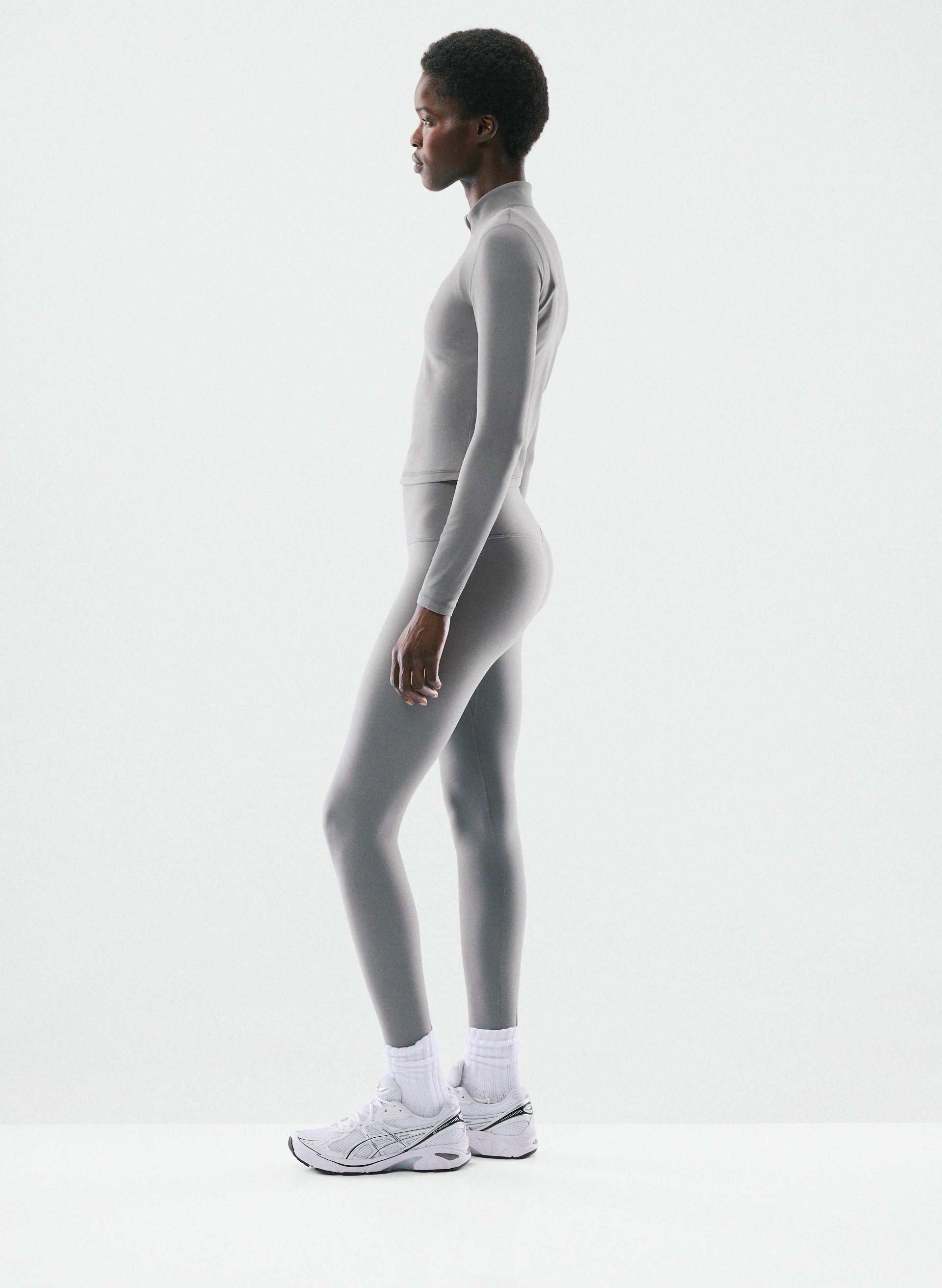 BUTTER LIMIT ZIP-UP | Aritzia