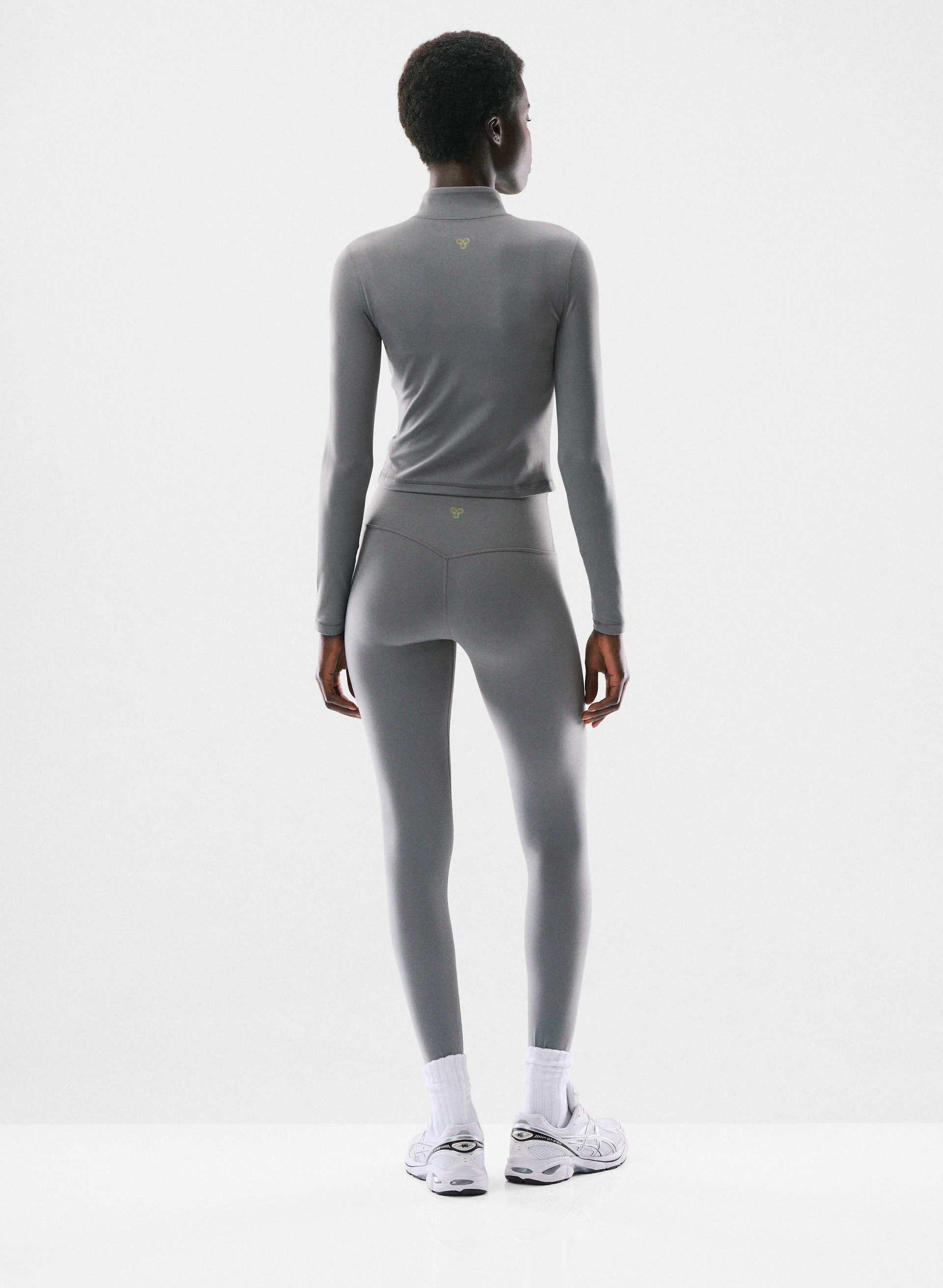 BUTTER LIMIT ZIP-UP | Aritzia