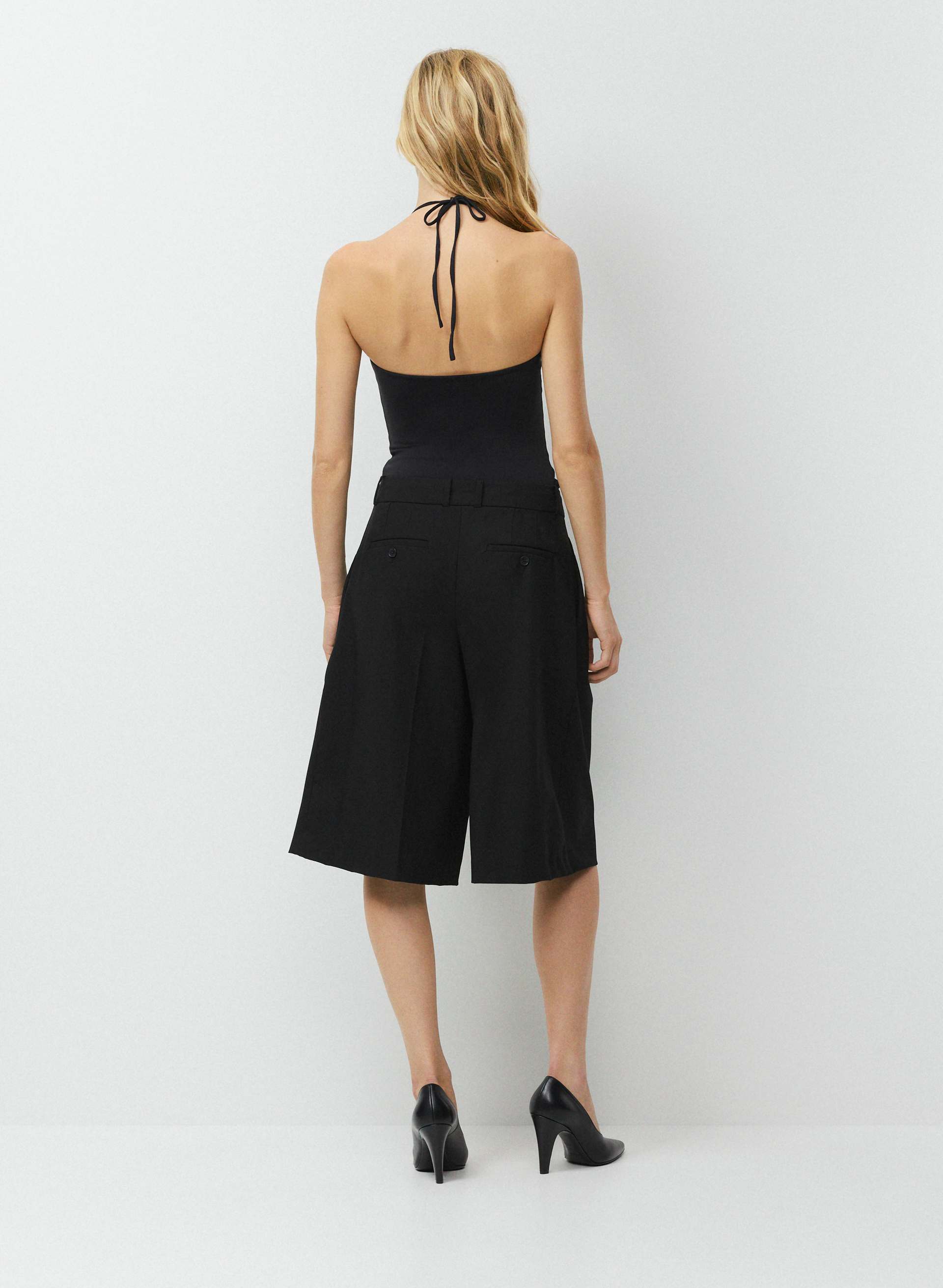 ORIGINAL CONTOUR GRACE HALTER TOP | Aritzia