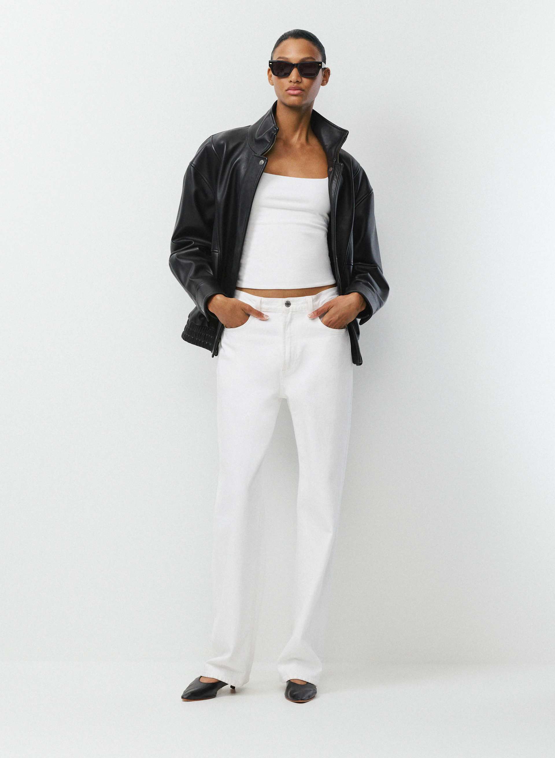 CASUAL CONTOUR PRESENCE CAMI TANK | Aritzia