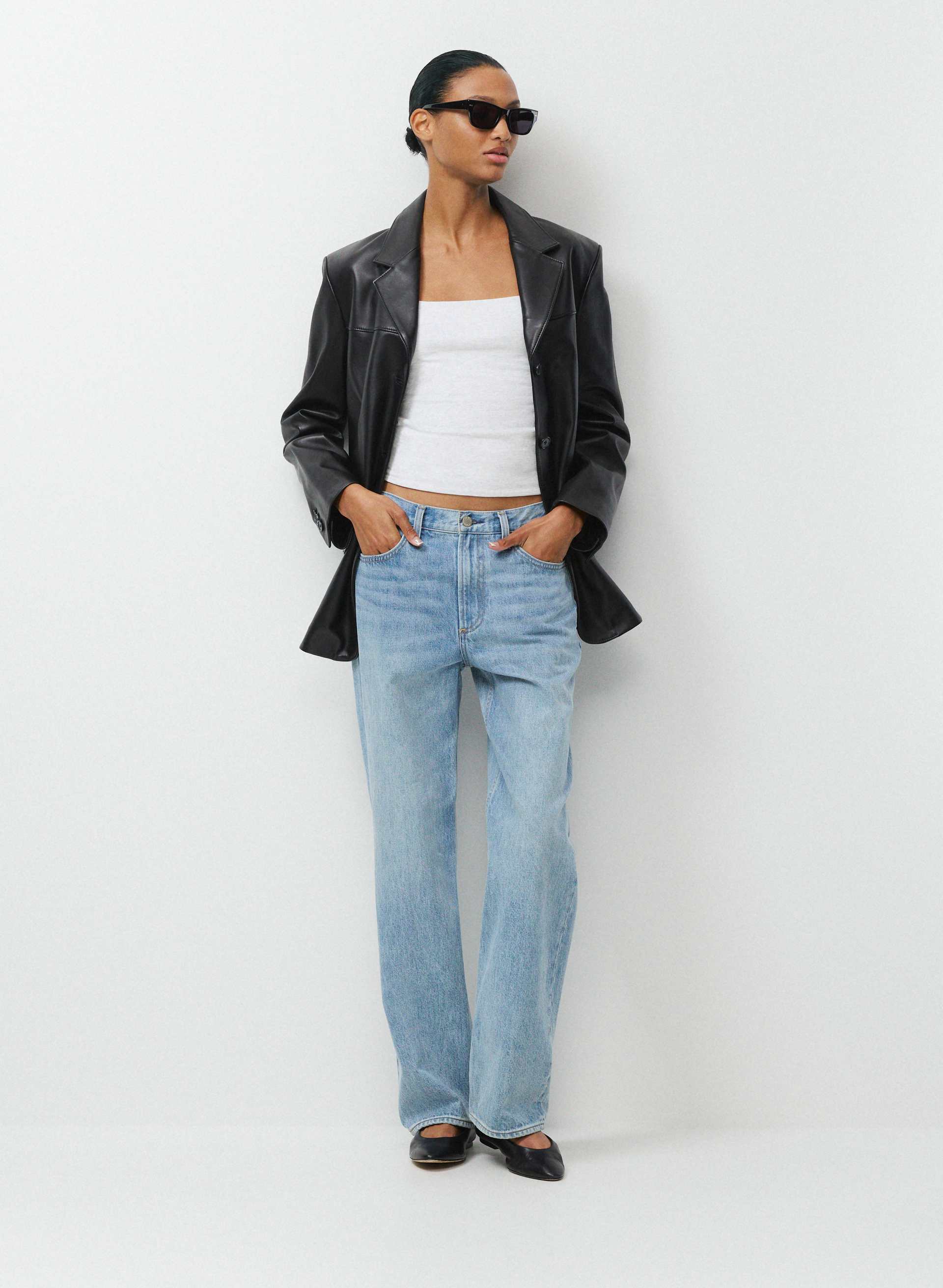 CASUAL CONTOUR PRESENCE CAMI TANK | Aritzia