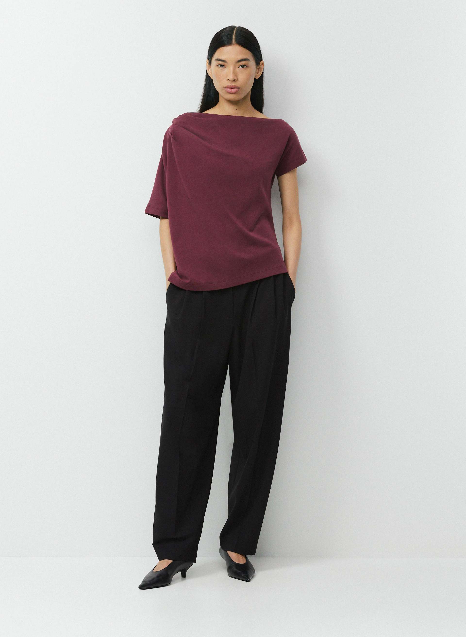 INTERLOCK COTTON SCRIPT TOP | Aritzia