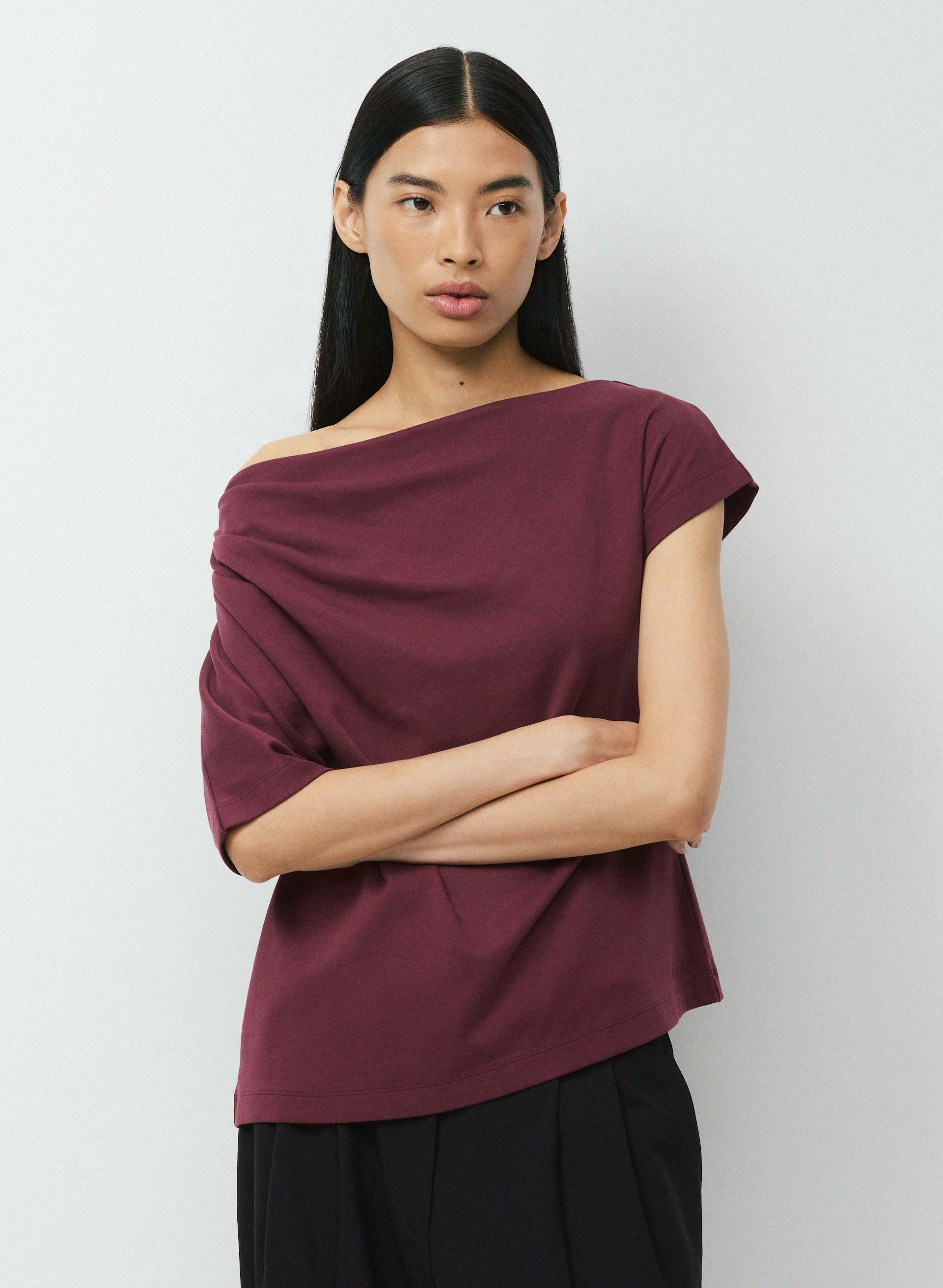 INTERLOCK COTTON SCRIPT TOP | Aritzia