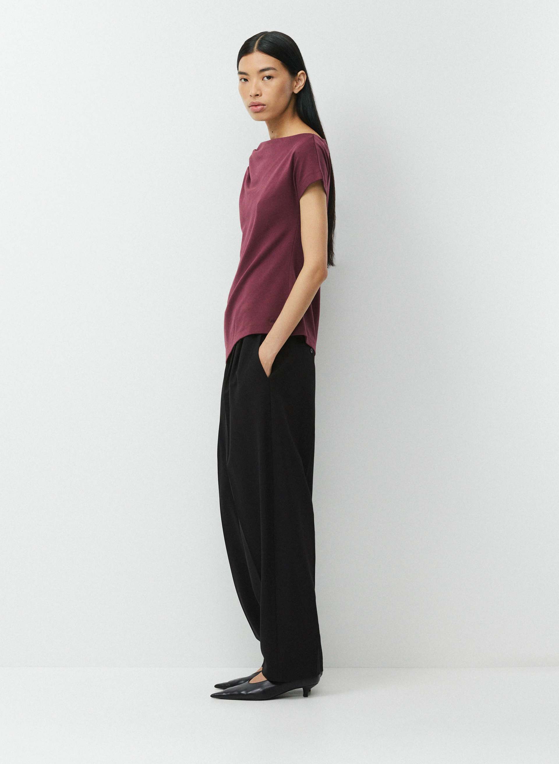 INTERLOCK COTTON SCRIPT TOP | Aritzia