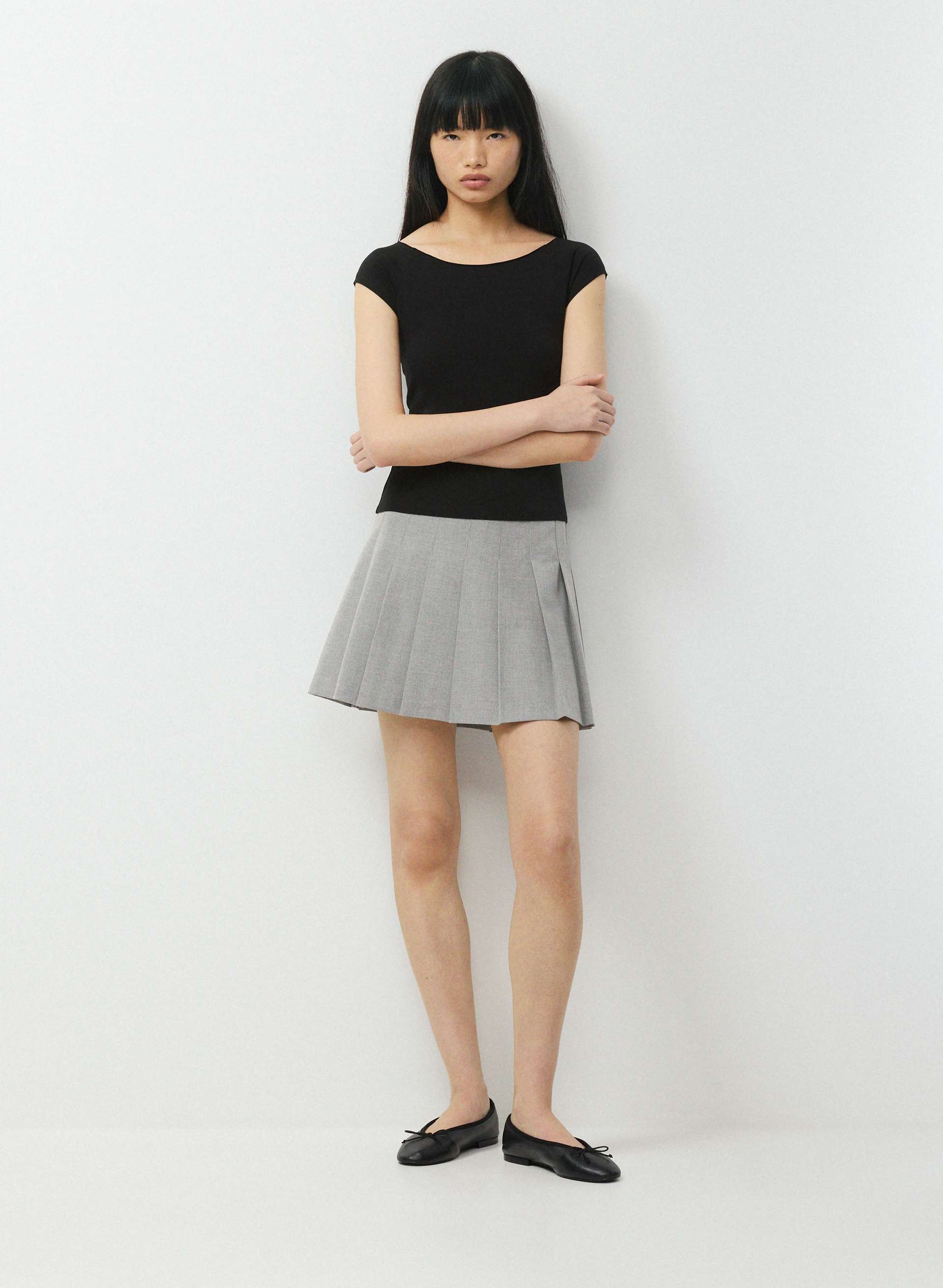CHILL MIRA T-SHIRT | Aritzia
