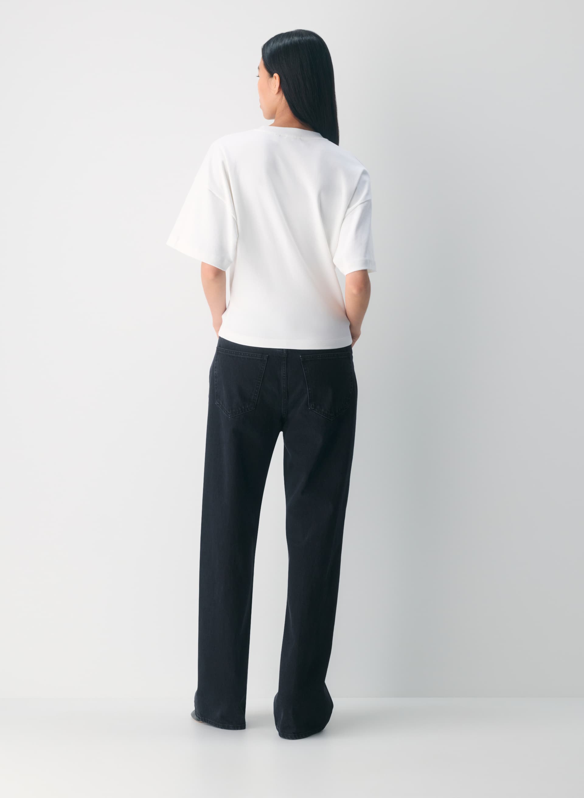 INTERLOCK COTTON BARCLAY T-SHIRT | Aritzia