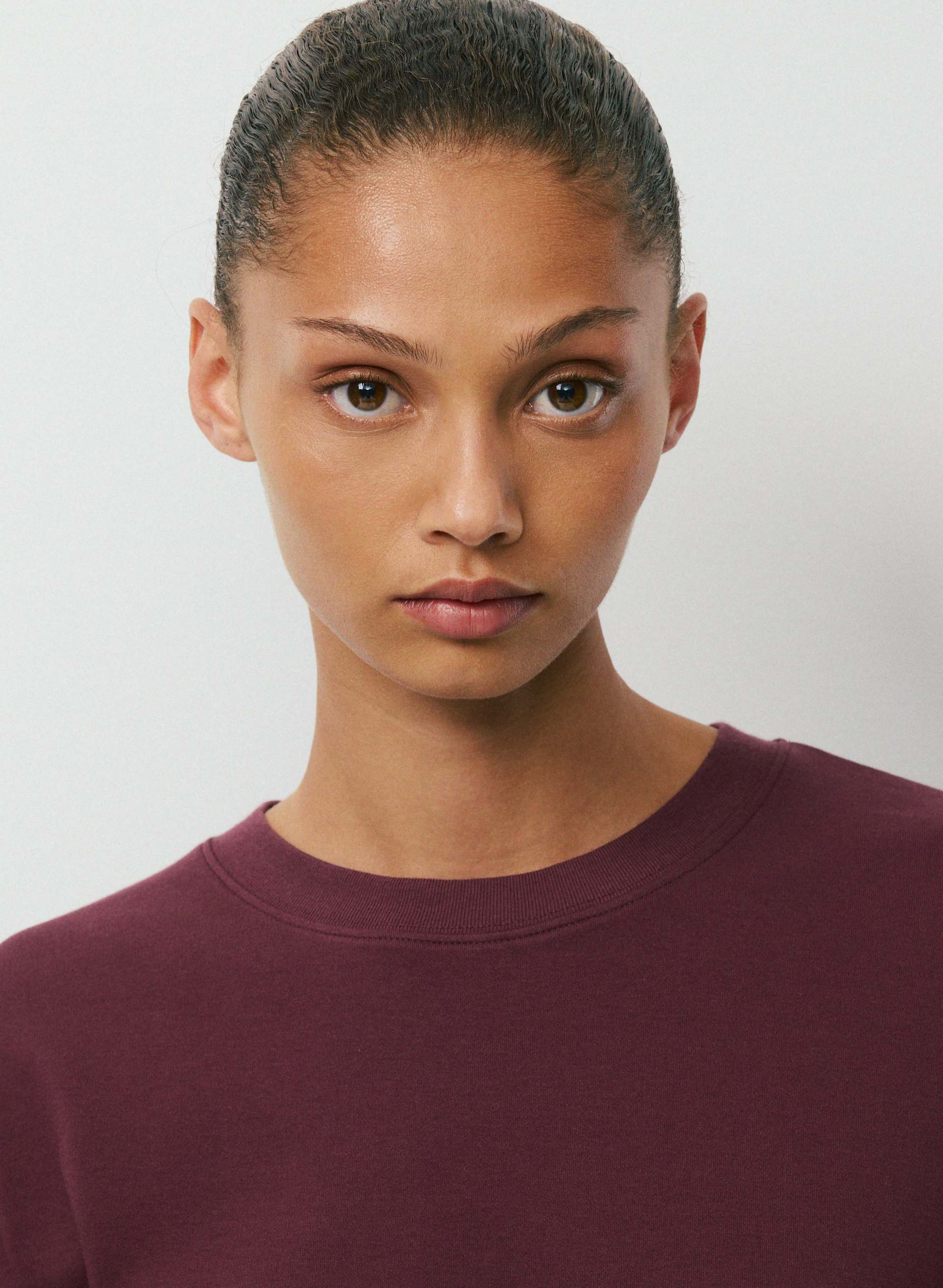 INTERLOCK COTTON BARCLAY T-SHIRT | Aritzia