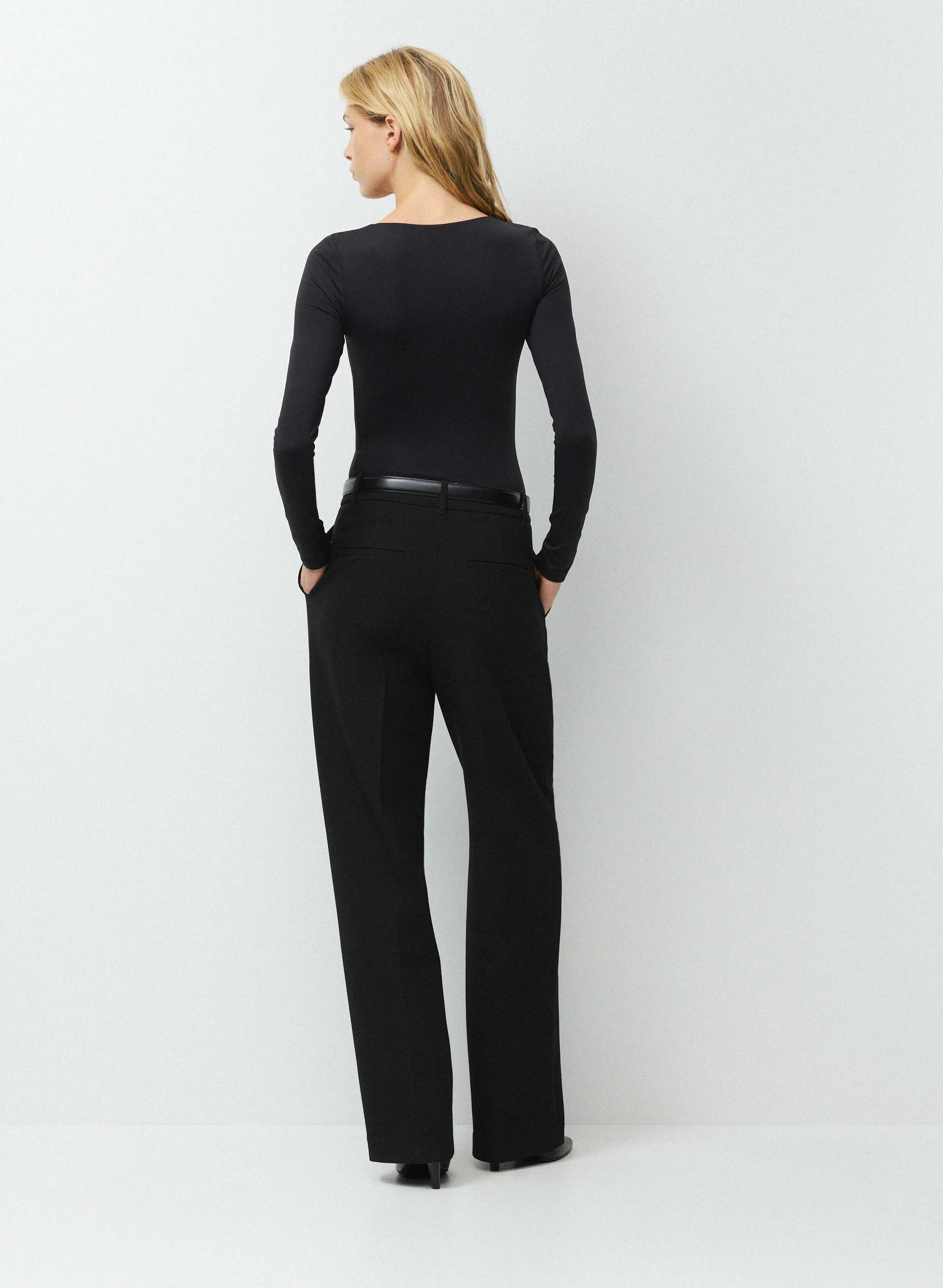 HAUT ASTRAL M. LONGUES - CONTOUR ORIGINAL | Aritzia