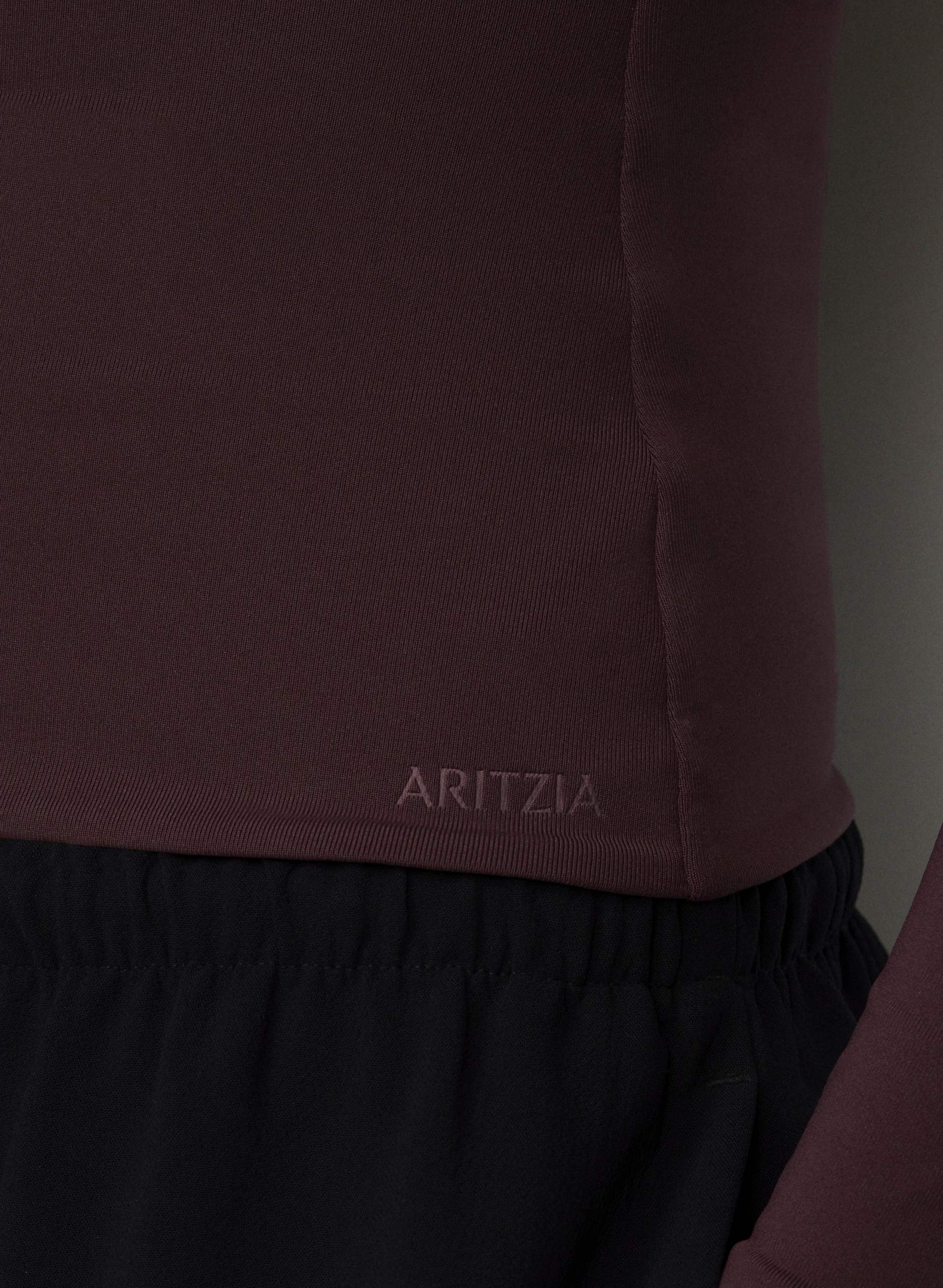 HAUT ASTRAL M. LONGUES - CONTOUR ORIGINAL | Aritzia
