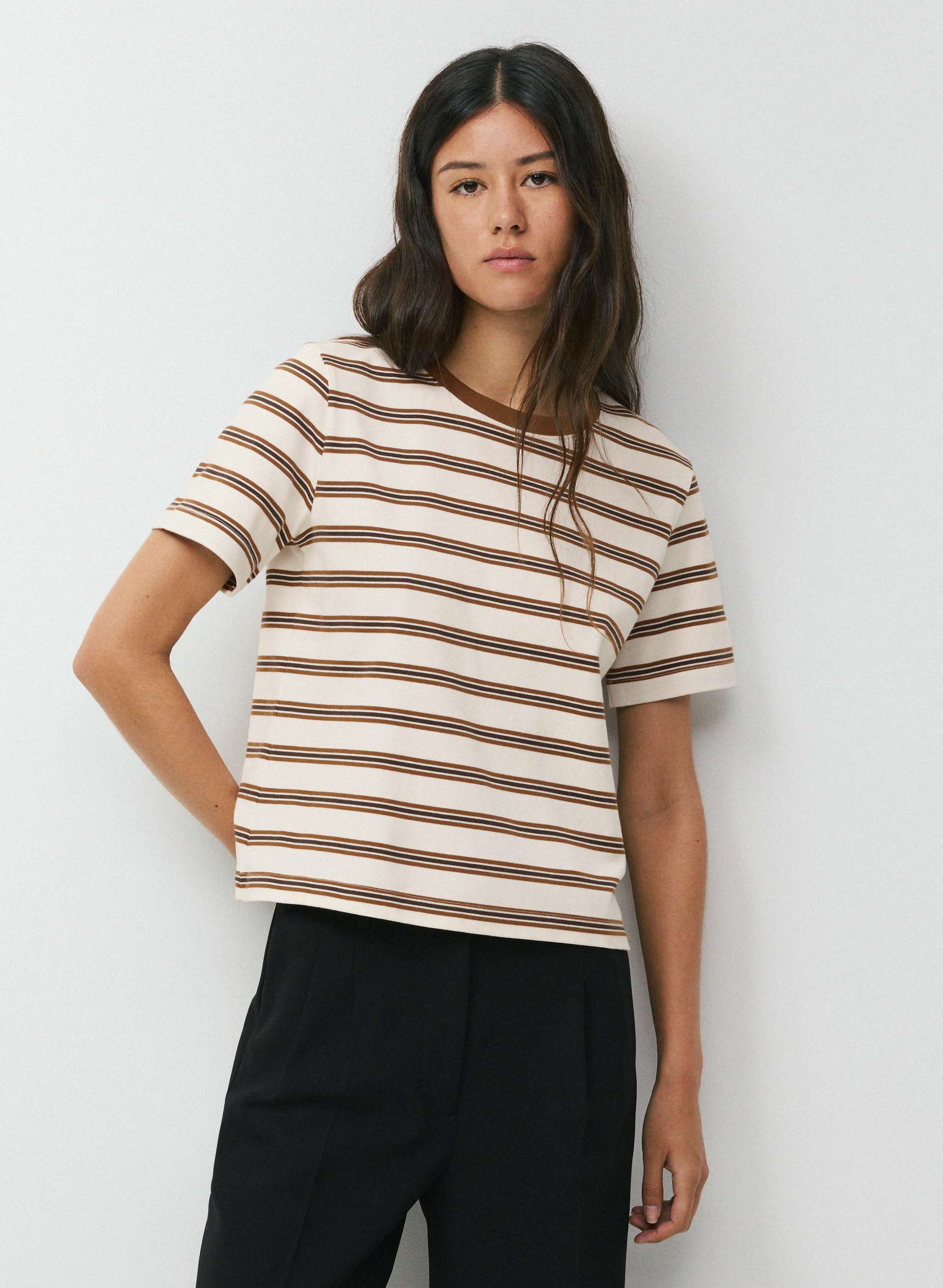 INTERLOCK COTTON FUNCTION T-SHIRT - Double-knit 100% cotton crewneck t-shirt with a classic fit. 